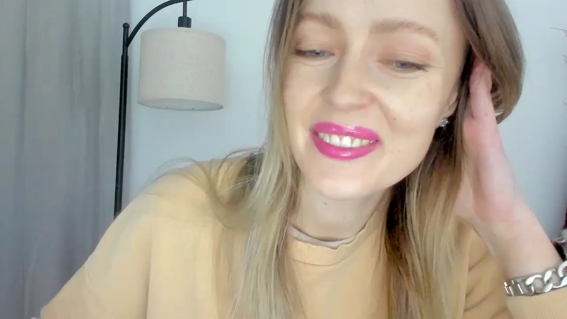 Gallery image thumbnail from MonicaNoir's myfreecams stream on, 01/05/2026, 11:57 image 3 of 20