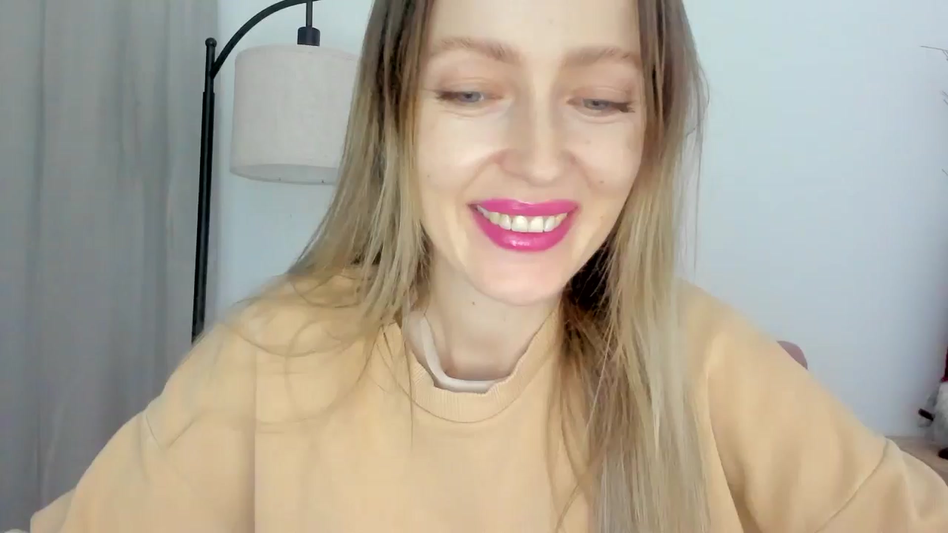 Gallery image thumbnail from MonicaNoir's myfreecams stream on, 01/05/2026, 12:39 image 1 of 20
