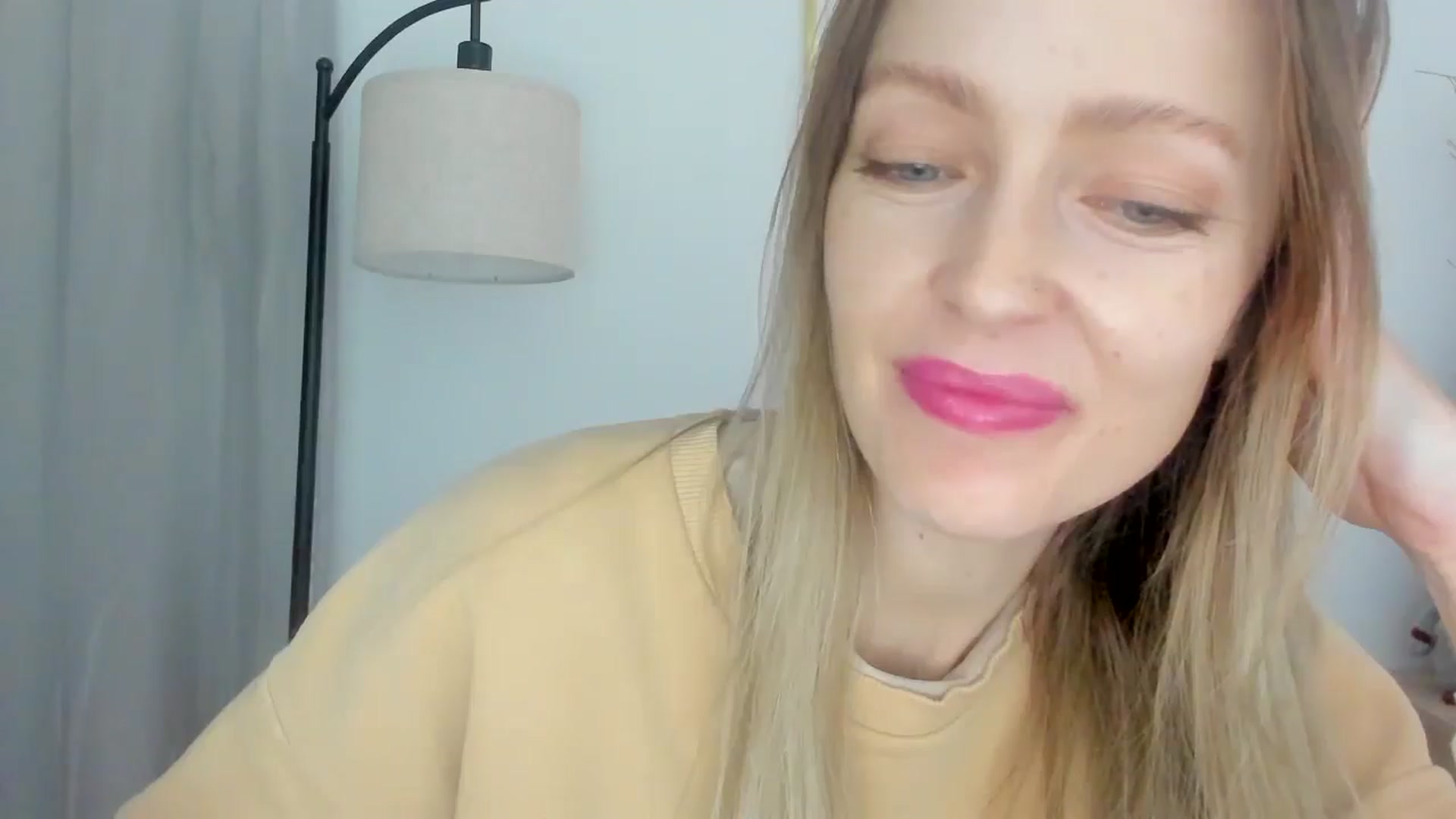 Gallery image thumbnail from MonicaNoir's myfreecams stream on, 01/05/2026, 12:39 image 10 of 20
