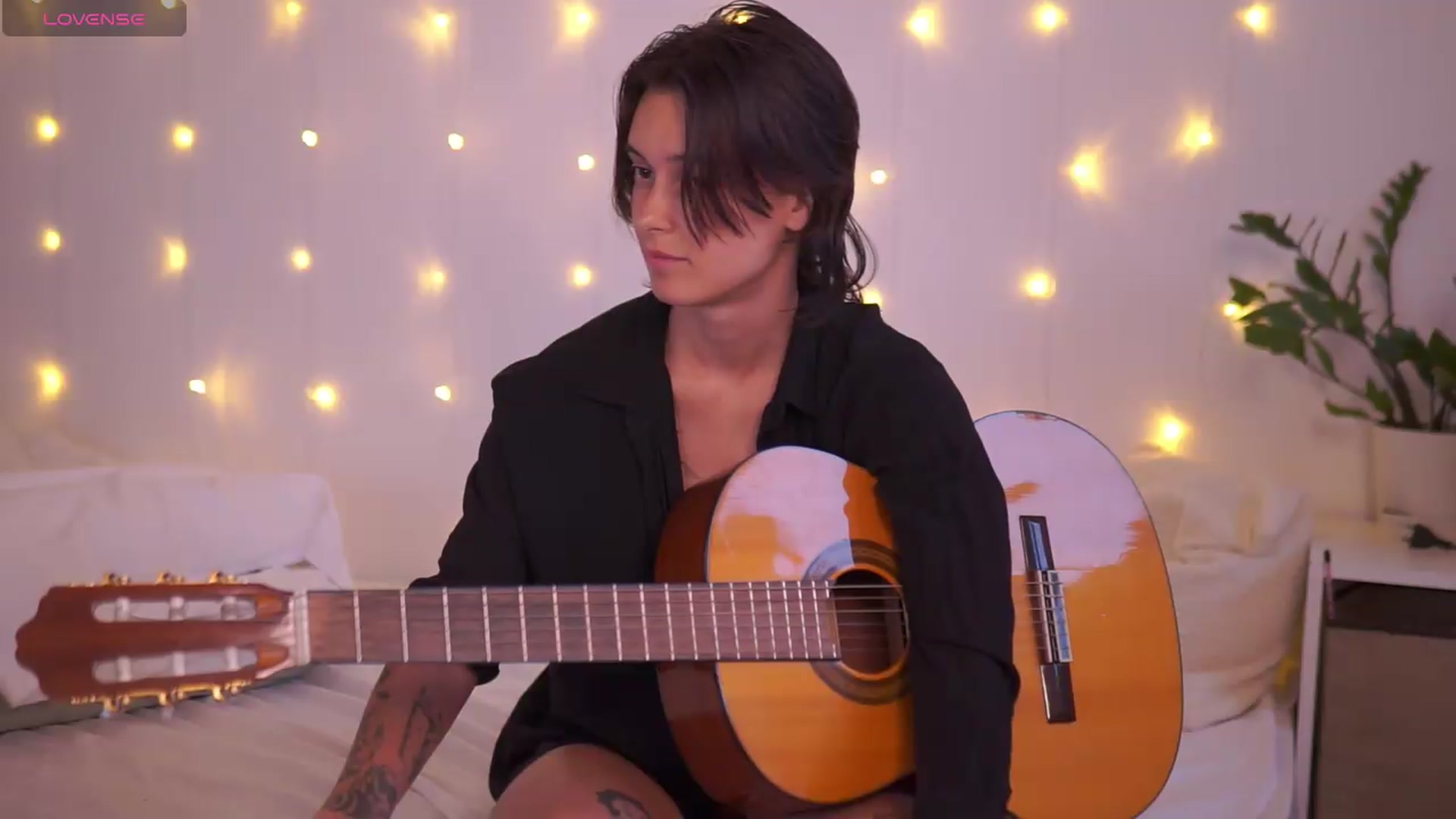 Gallery image thumbnail from Monica_Law's myfreecams stream on, 05/18/2026, 18:36 image 12 of 20