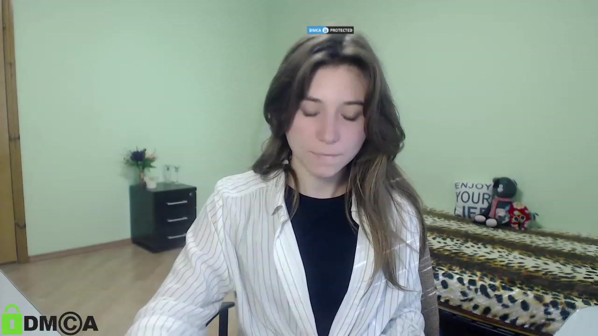 Gallery image thumbnail from MonicaaCute's myfreecams stream on, 09/23/2023, 12:51 image 6 of 20