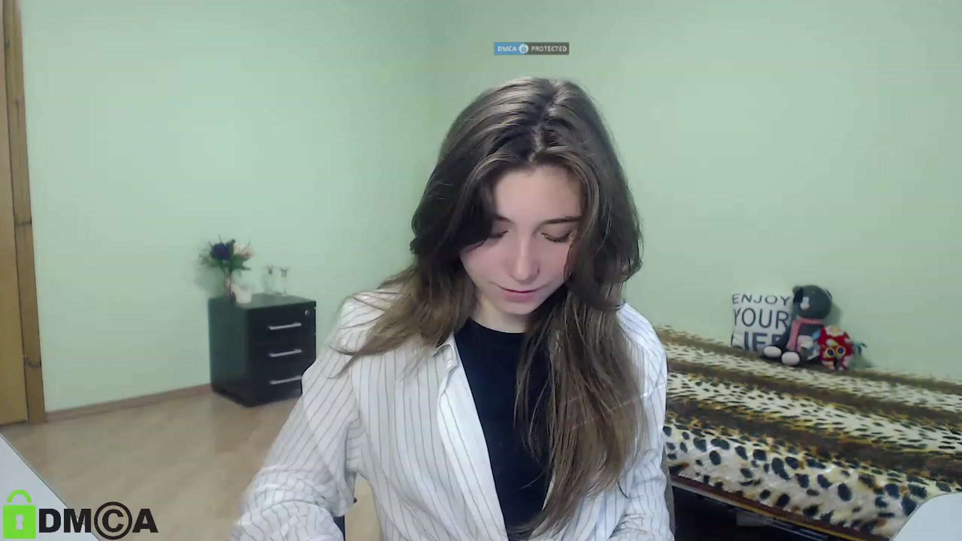 Gallery image thumbnail from MonicaaCute's myfreecams stream on, 09/23/2023, 12:51 image 8 of 20
