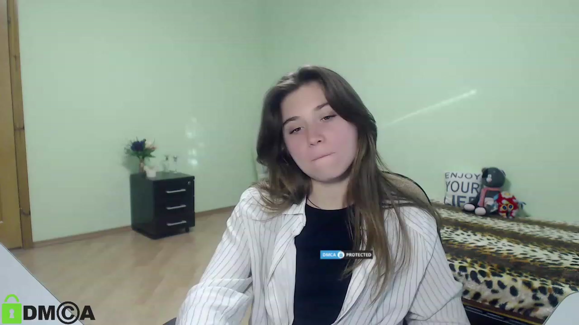 Gallery image thumbnail from MonicaaCute's myfreecams stream on, 09/23/2023, 14:38 image 19 of 20
