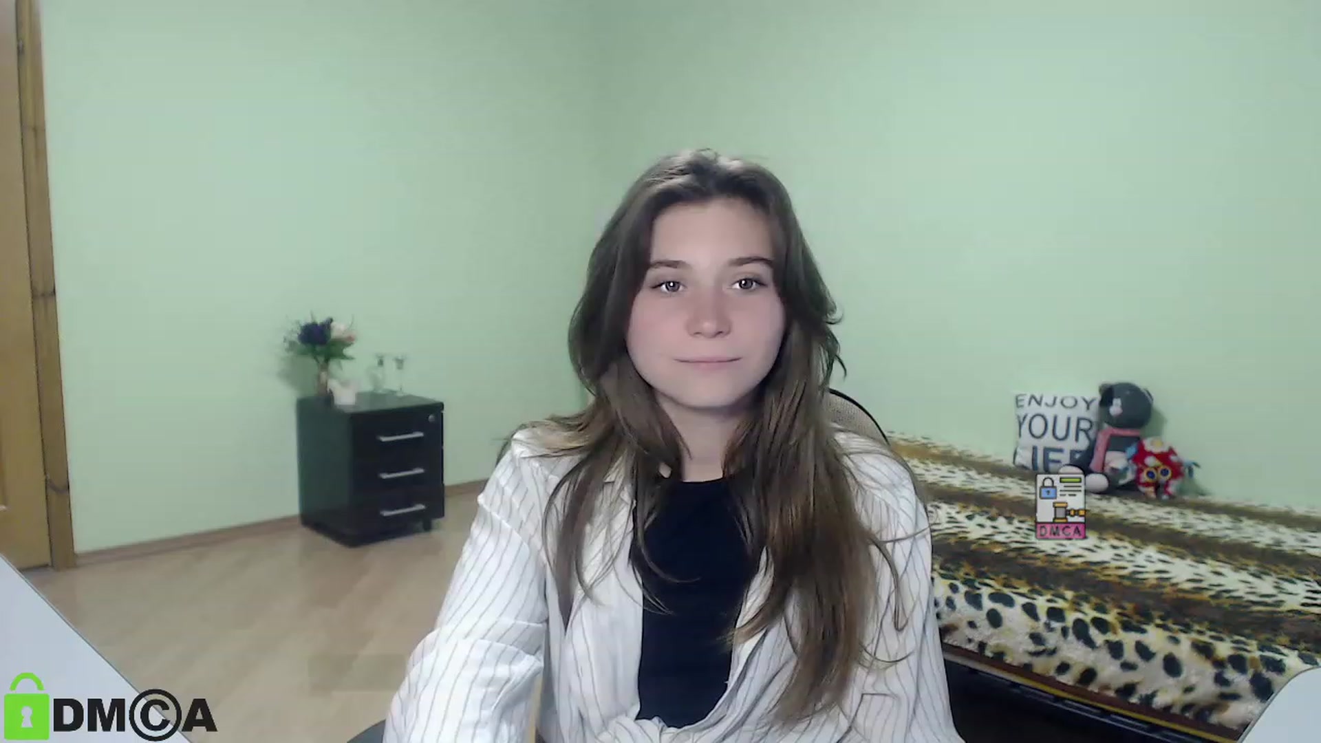 Gallery image thumbnail from MonicaaCute's myfreecams stream on, 09/23/2023, 14:38 image 6 of 20