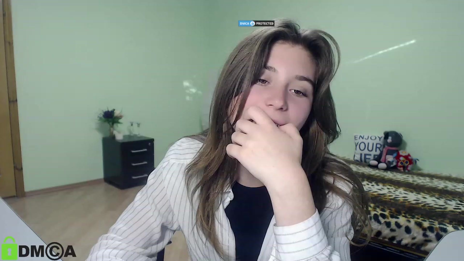 Gallery image thumbnail from MonicaaCute's myfreecams stream on, 09/23/2023, 15:15 image 1 of 20