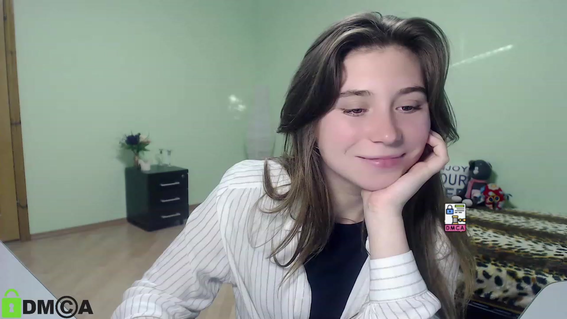 Gallery image thumbnail from MonicaaCute's myfreecams stream on, 09/23/2023, 15:15 image 5 of 20