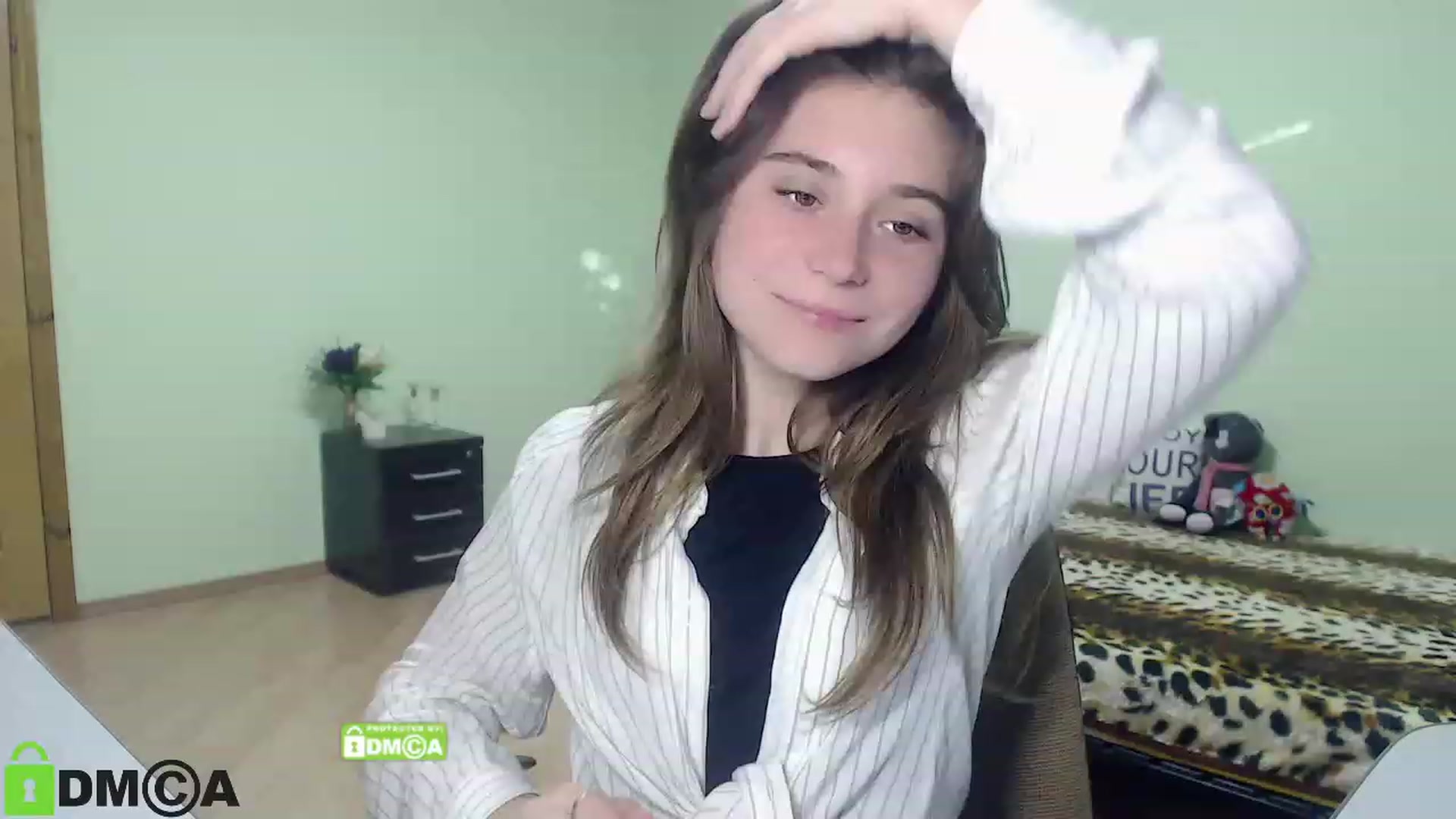 Gallery image thumbnail from MonicaaCute's myfreecams stream on, 09/23/2023, 15:15 image 3 of 20