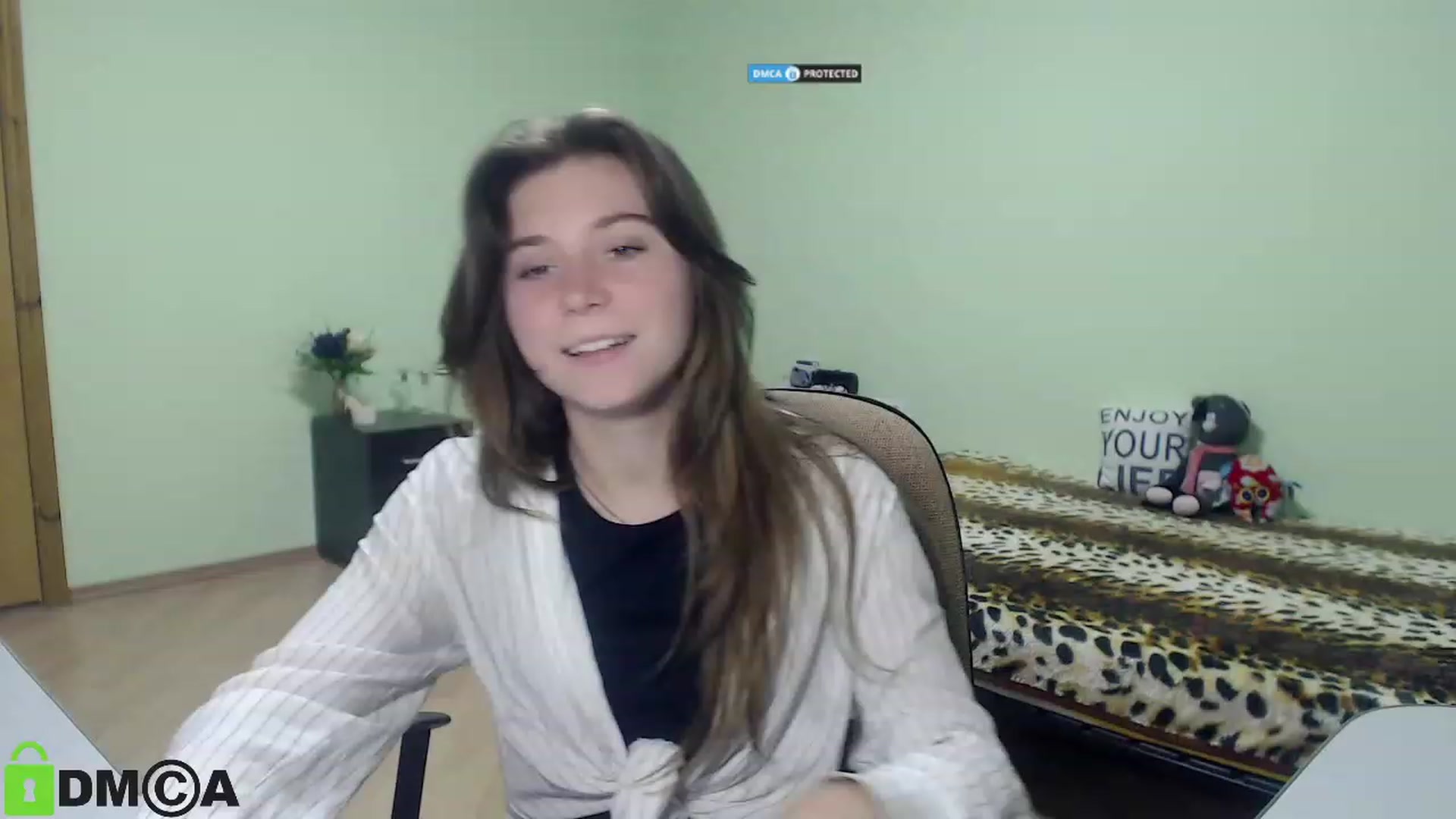 Gallery image thumbnail from MonicaaCute's myfreecams stream on, 09/23/2023, 16:32 image 3 of 20