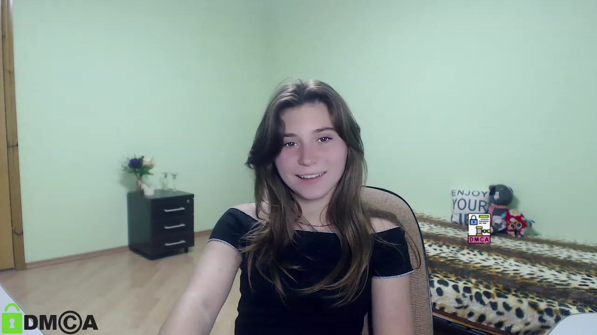 Gallery image thumbnail from MonicaaCute's myfreecams stream on, 09/24/2023, 13:19 image 19 of 20