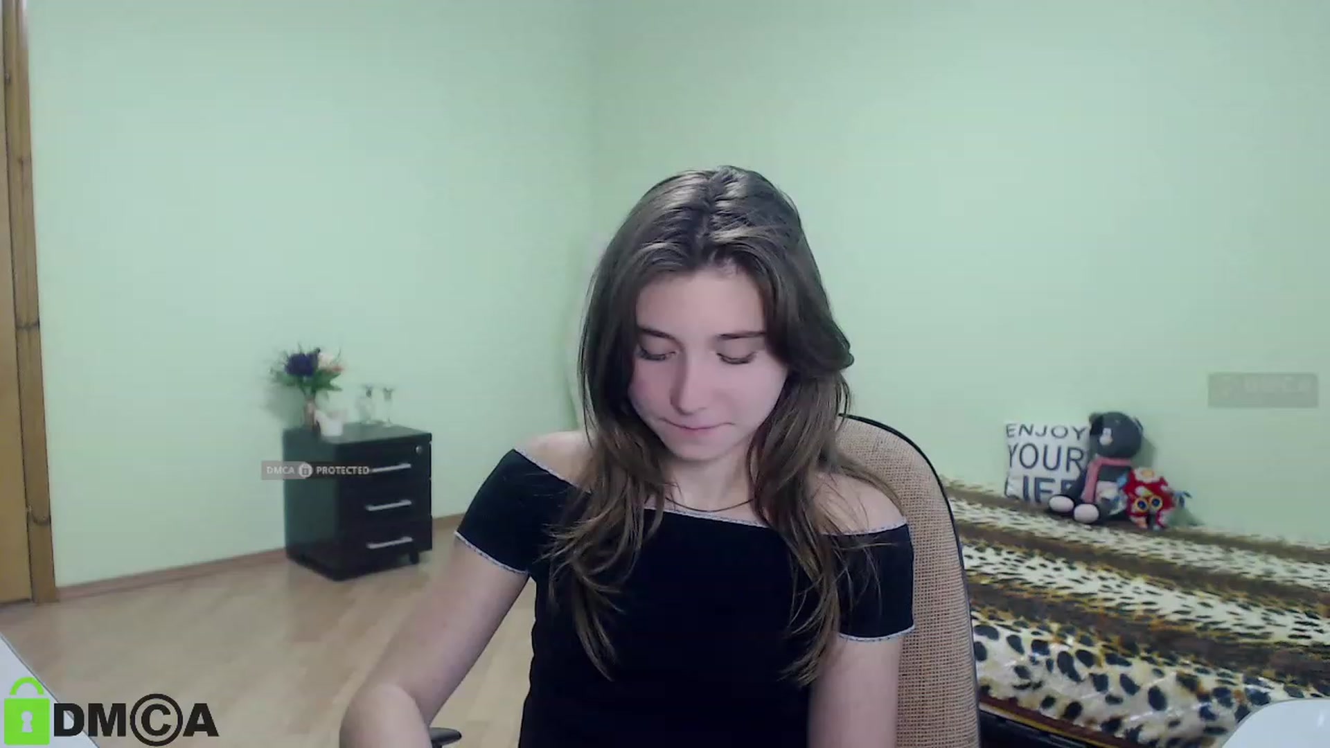 Gallery image thumbnail from MonicaaCute's myfreecams stream on, 09/24/2023, 13:19 image 2 of 20