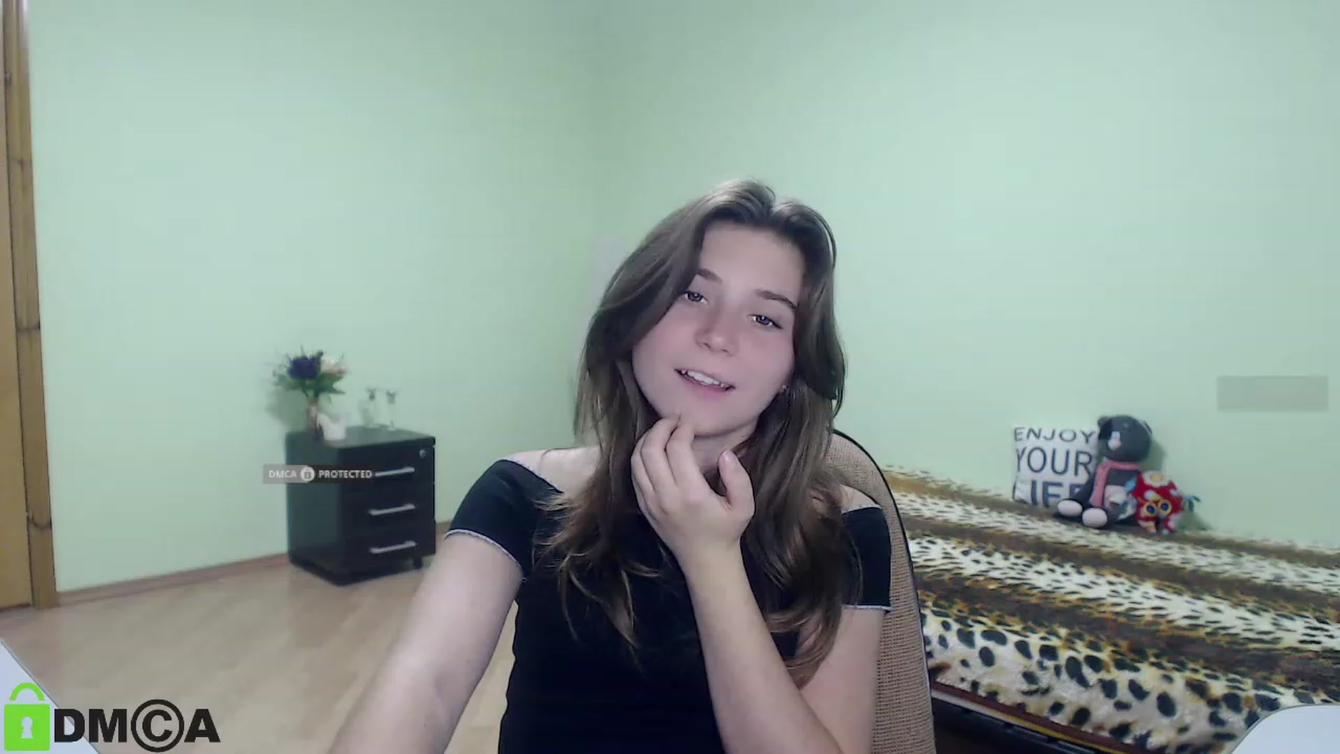 Gallery image thumbnail from MonicaaCute's myfreecams stream on, 09/24/2023, 13:19 image 18 of 20