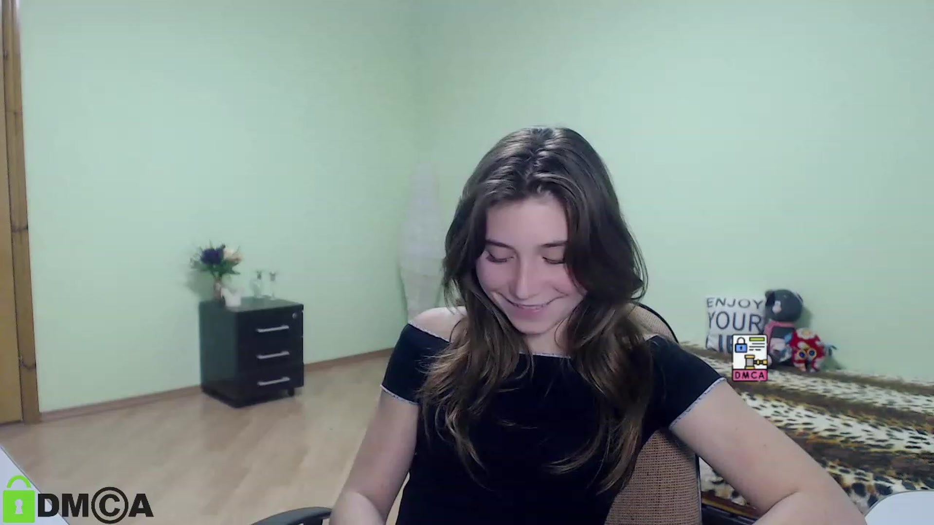 Gallery image thumbnail from MonicaaCute's myfreecams stream on, 09/24/2023, 13:19 image 11 of 20