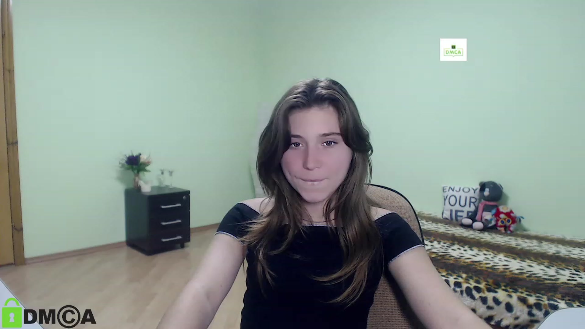 Gallery image thumbnail from MonicaaCute's myfreecams stream on, 09/24/2023, 13:19 image 15 of 20