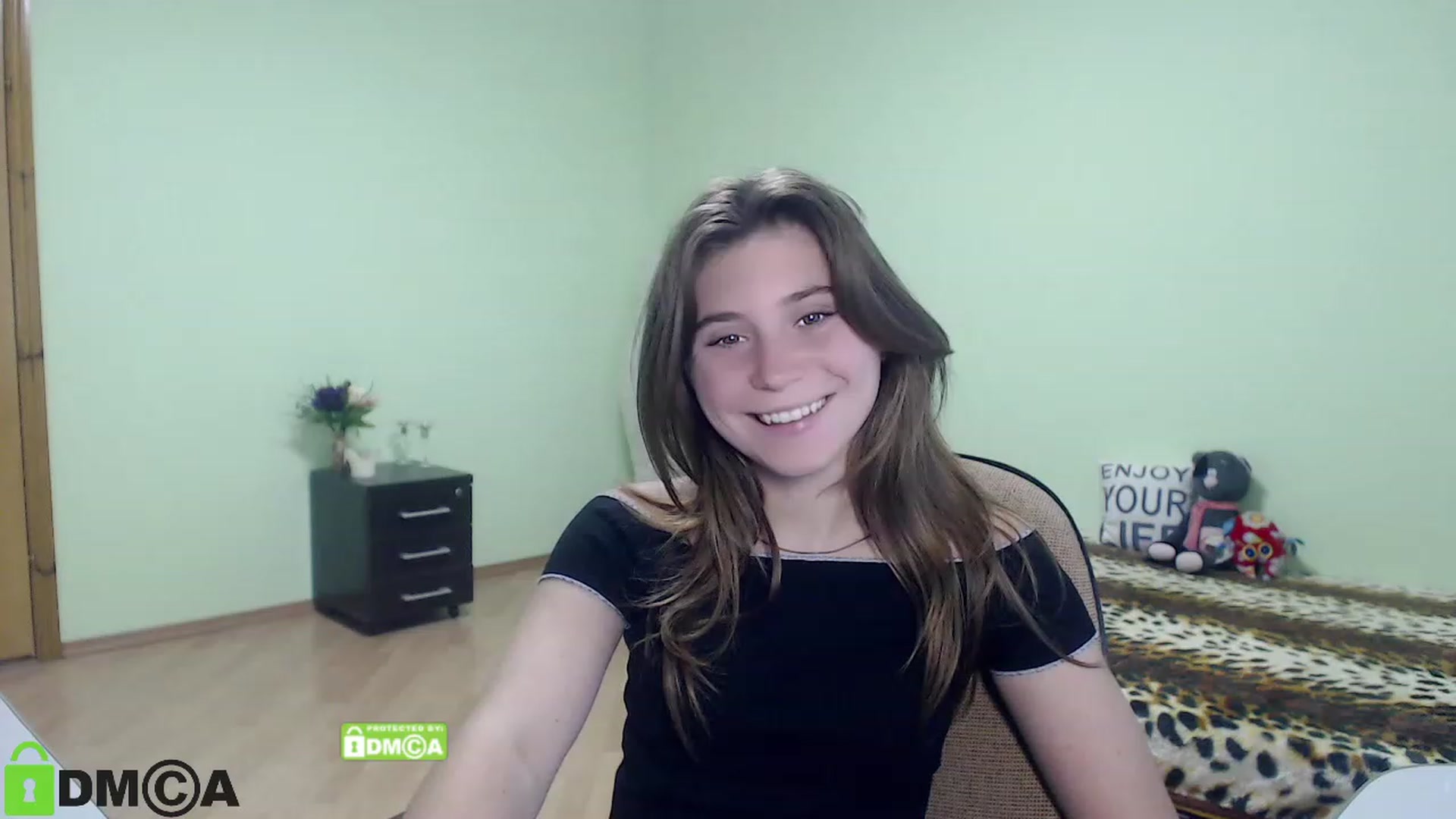 Gallery image thumbnail from MonicaaCute's myfreecams stream on, 09/24/2023, 13:19 image 4 of 20