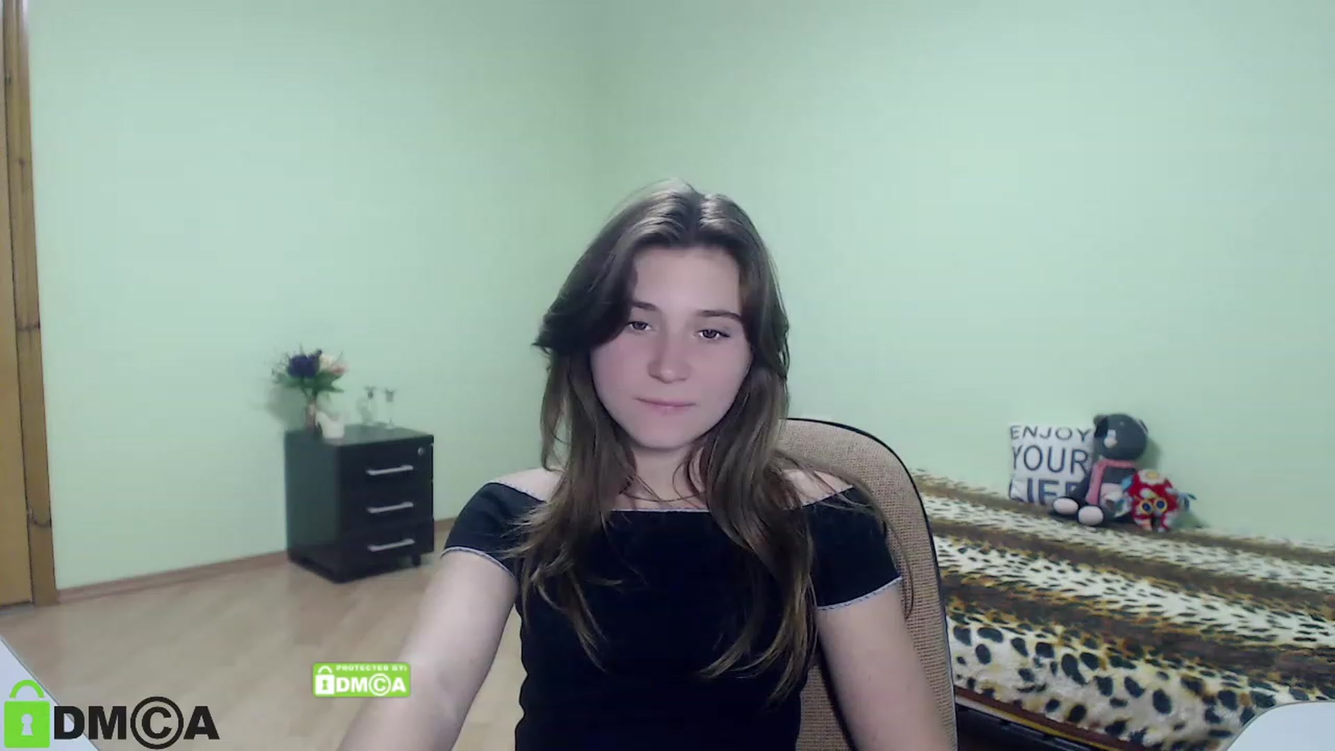 Gallery image thumbnail from MonicaaCute's myfreecams stream on, 09/24/2023, 13:19 image 20 of 20