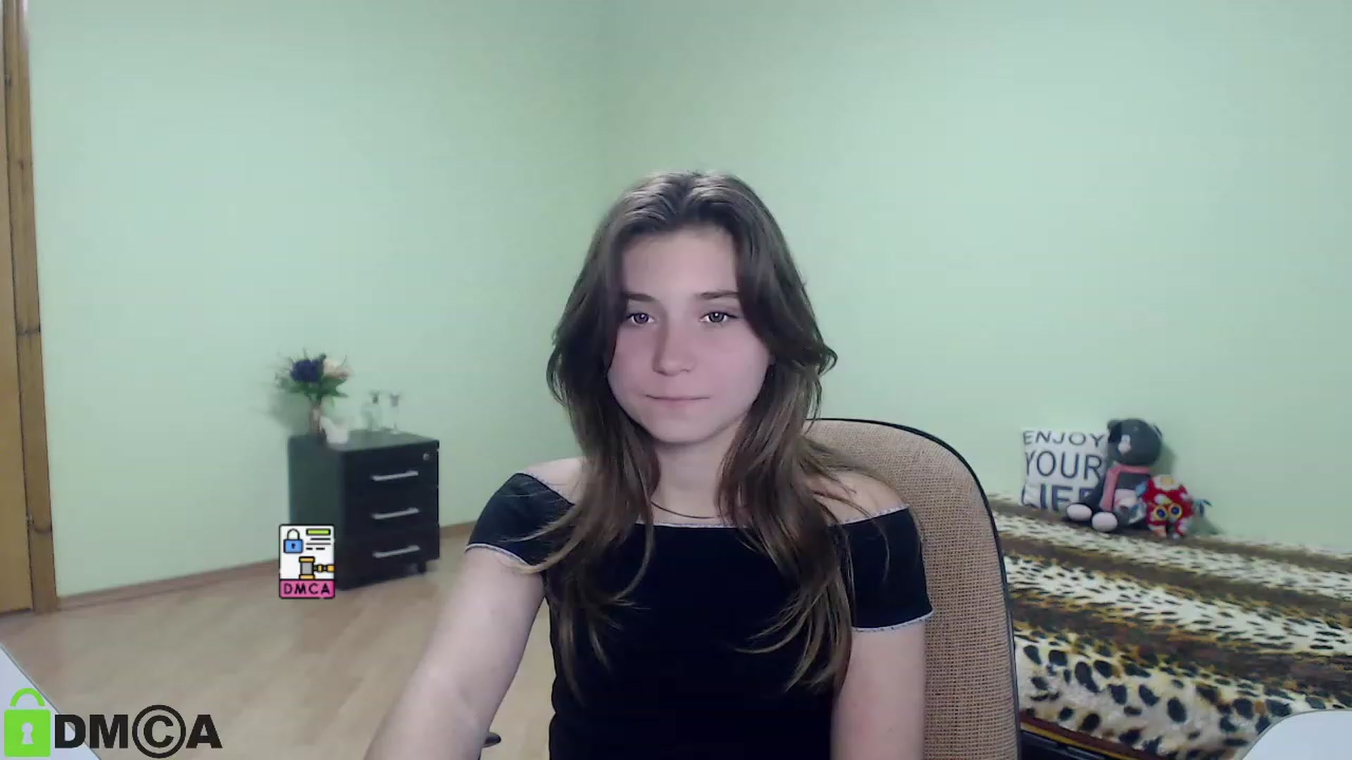 Gallery image thumbnail from MonicaaCute's myfreecams stream on, 09/24/2023, 13:19 image 8 of 20