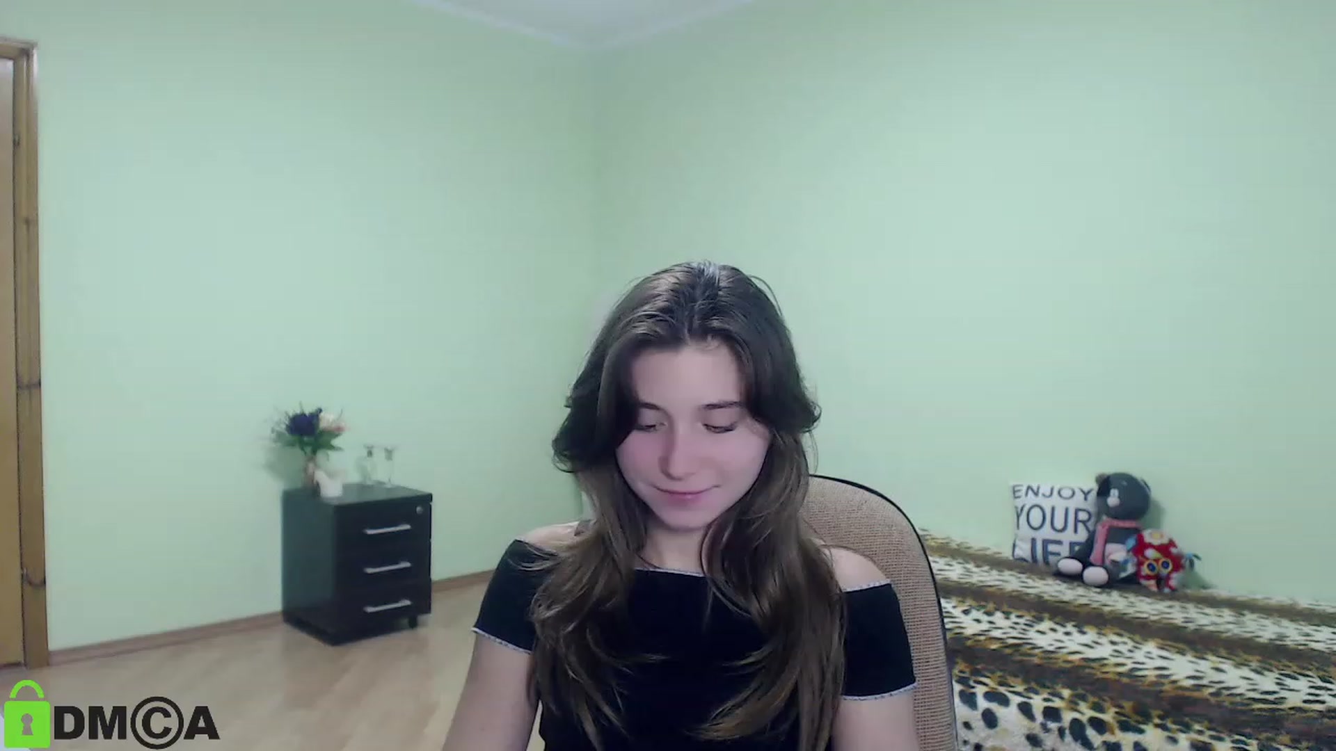 Gallery image thumbnail from MonicaaCute's myfreecams stream on, 09/24/2023, 13:46 image 8 of 20