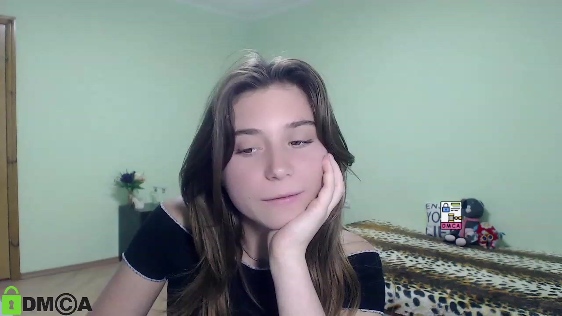 Gallery image thumbnail from MonicaaCute's myfreecams stream on, 09/24/2023, 13:46 image 15 of 20