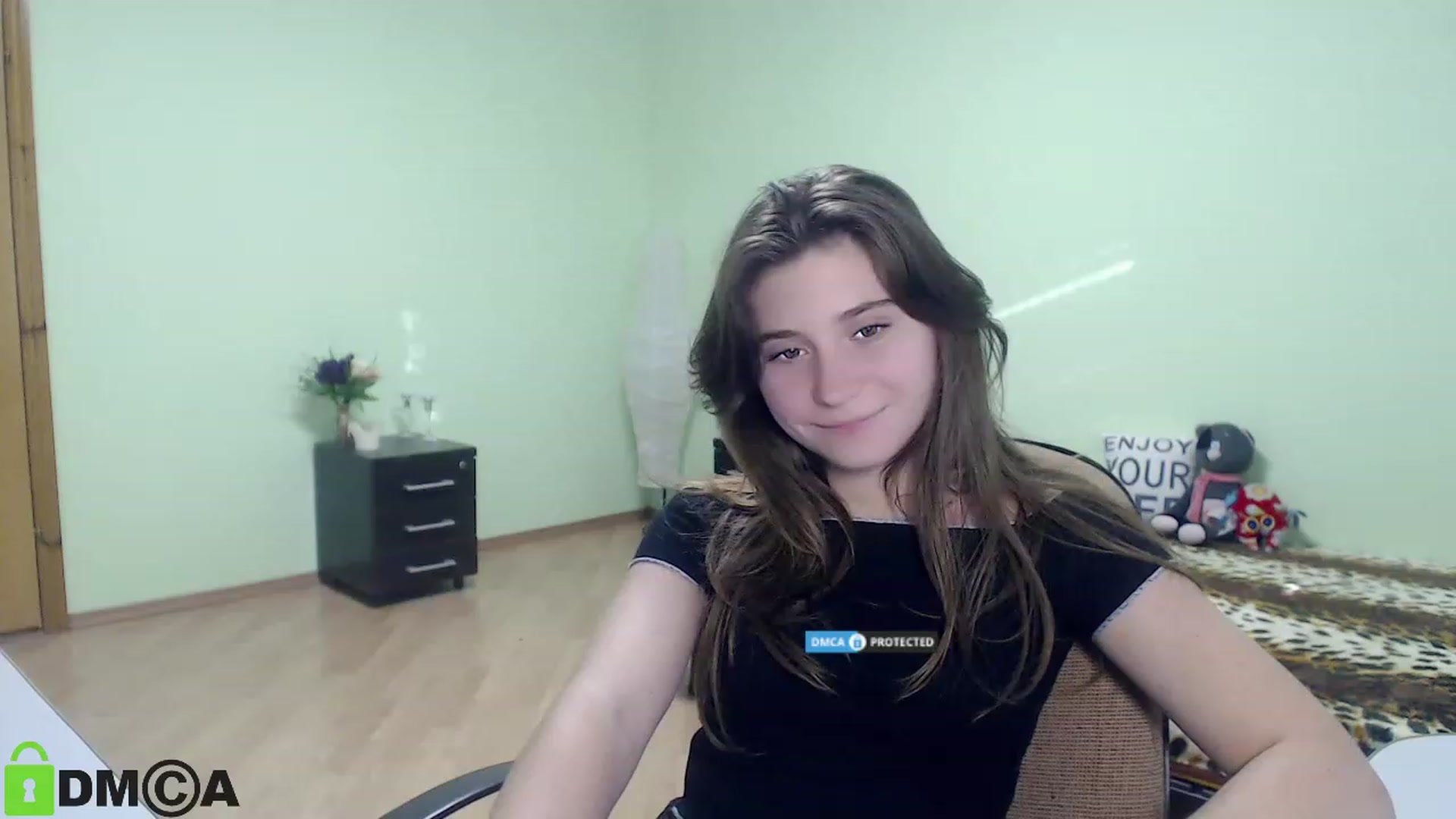 Gallery image thumbnail from MonicaaCute's myfreecams stream on, 09/24/2023, 14:31 image 17 of 20