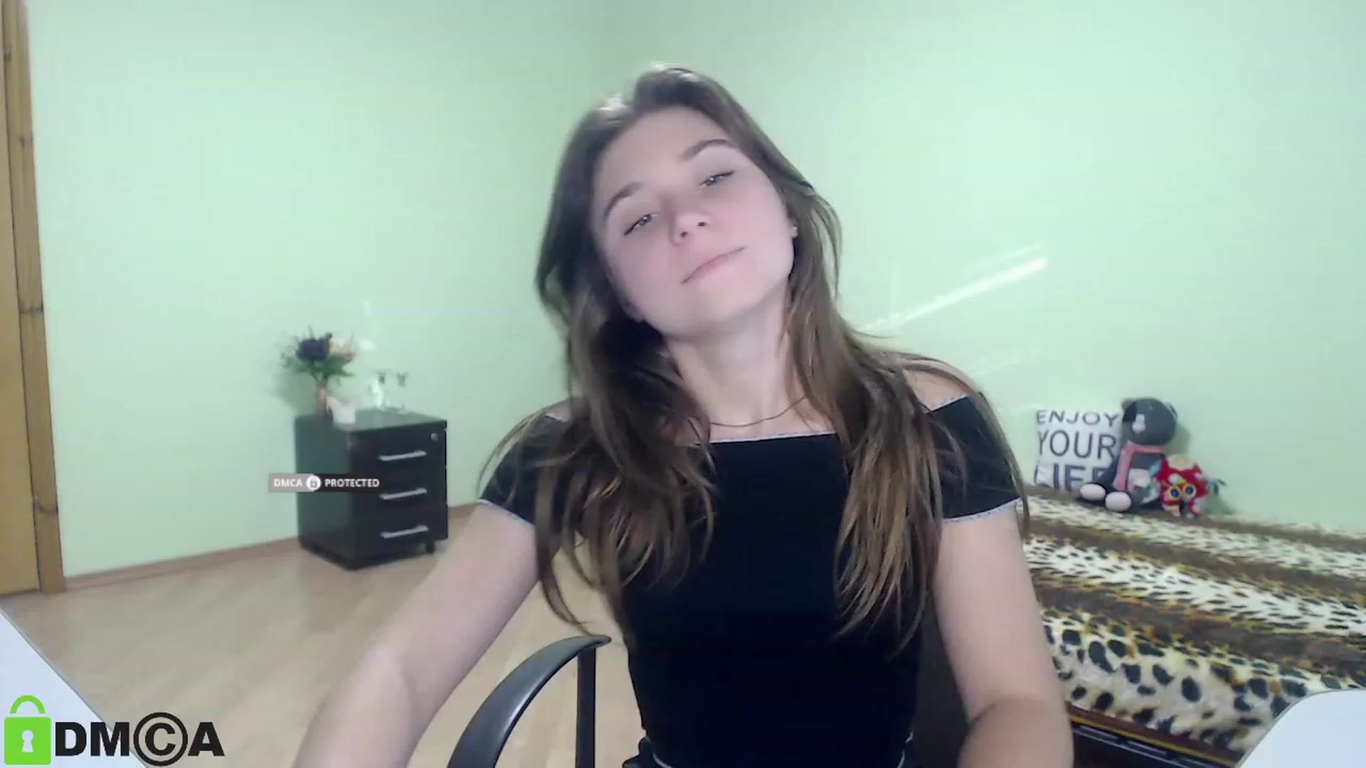 Gallery image thumbnail from MonicaaCute's myfreecams stream on, 09/24/2023, 14:31 image 13 of 20