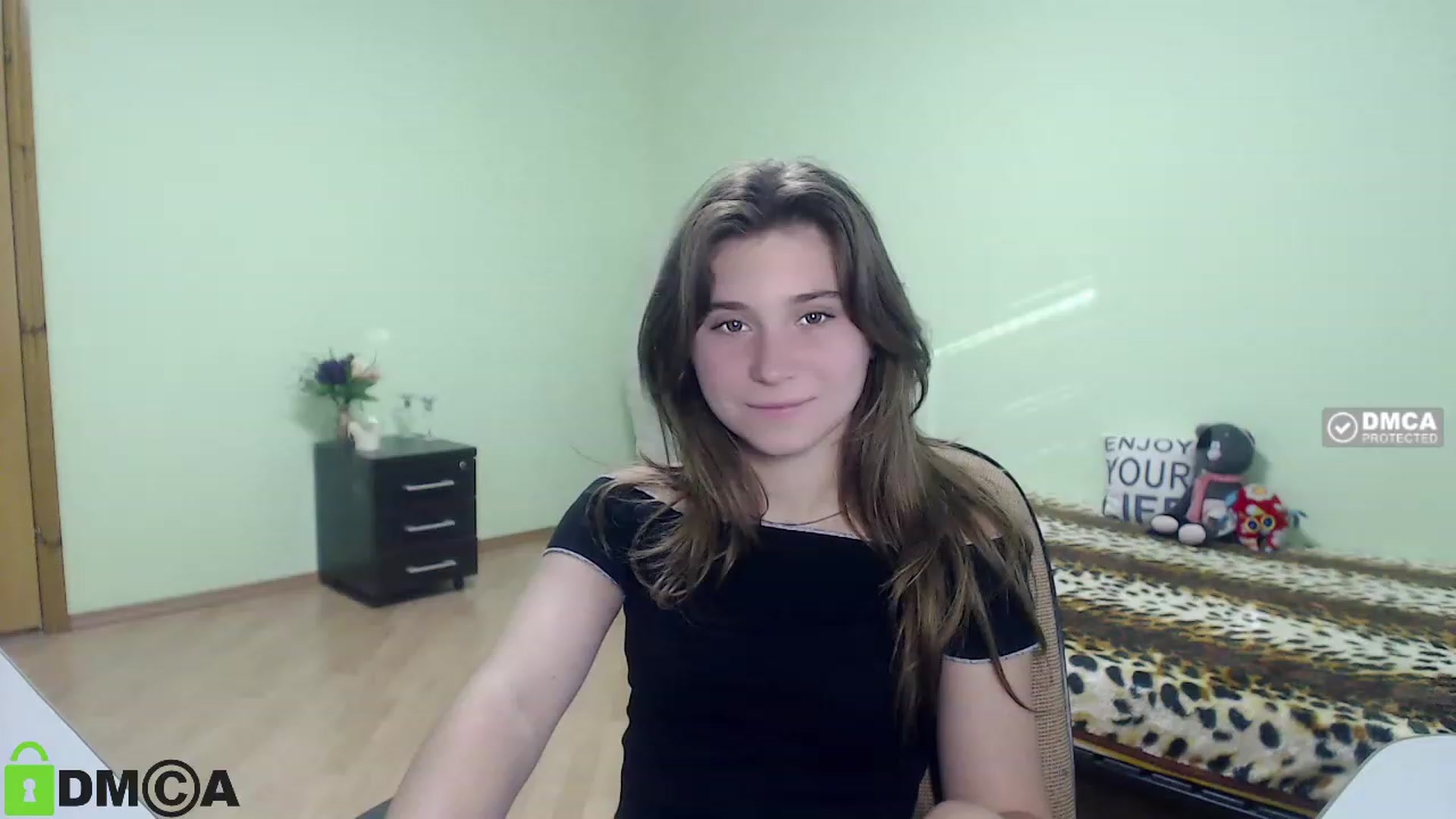 Gallery image thumbnail from MonicaaCute's myfreecams stream on, 09/24/2023, 14:31 image 9 of 20