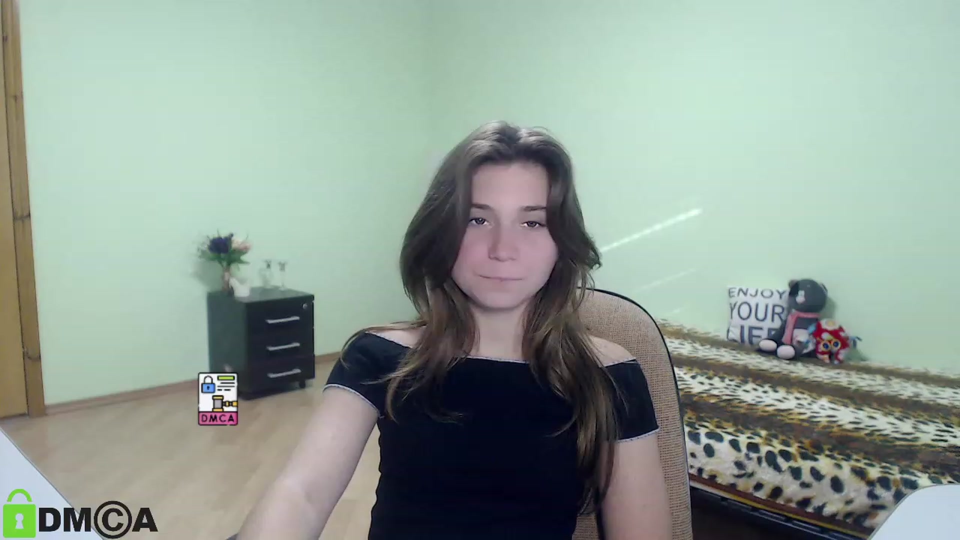 Gallery image thumbnail from MonicaaCute's myfreecams stream on, 09/24/2023, 14:31 image 2 of 20