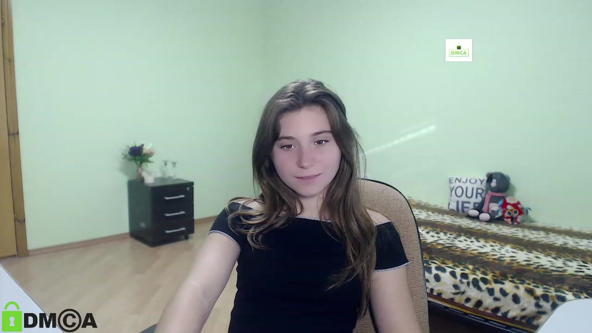 Gallery image thumbnail from MonicaaCute's myfreecams stream on, 09/24/2023, 14:31 image 4 of 20