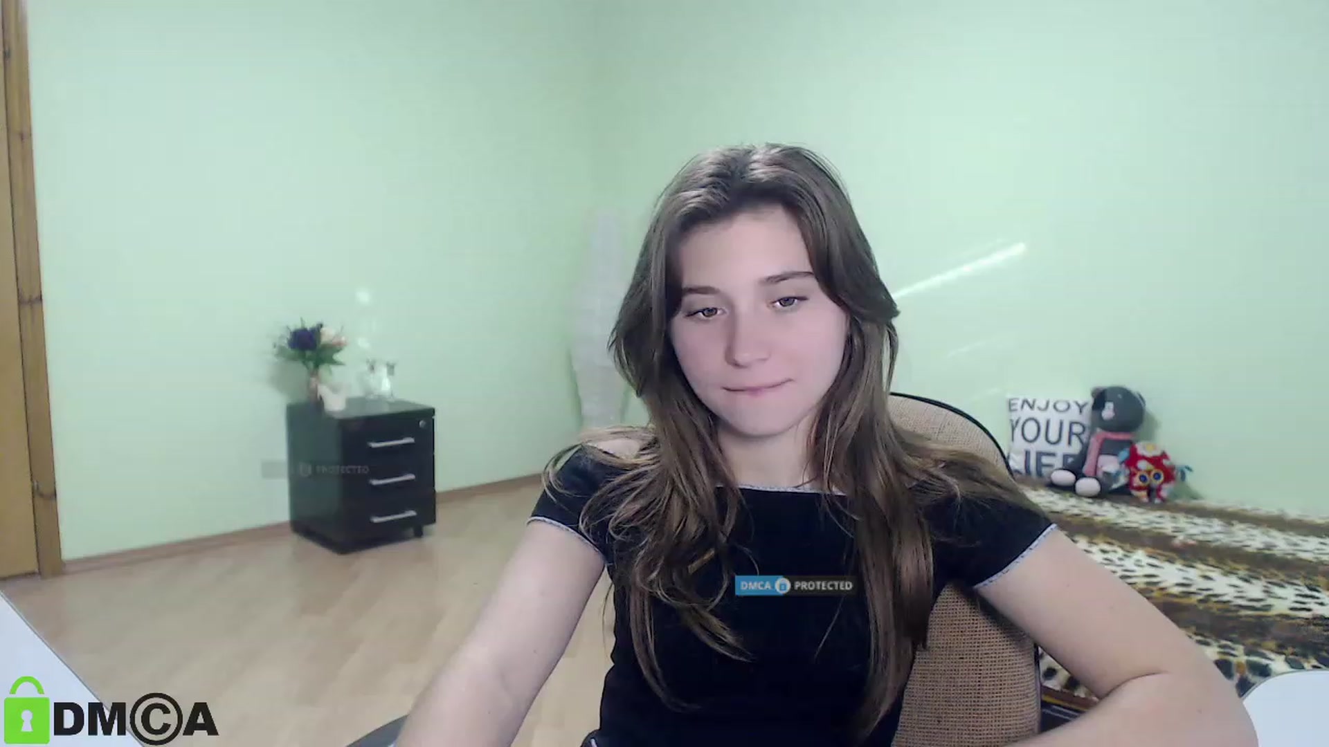Gallery image thumbnail from MonicaaCute's myfreecams stream on, 09/24/2023, 14:31 image 15 of 20