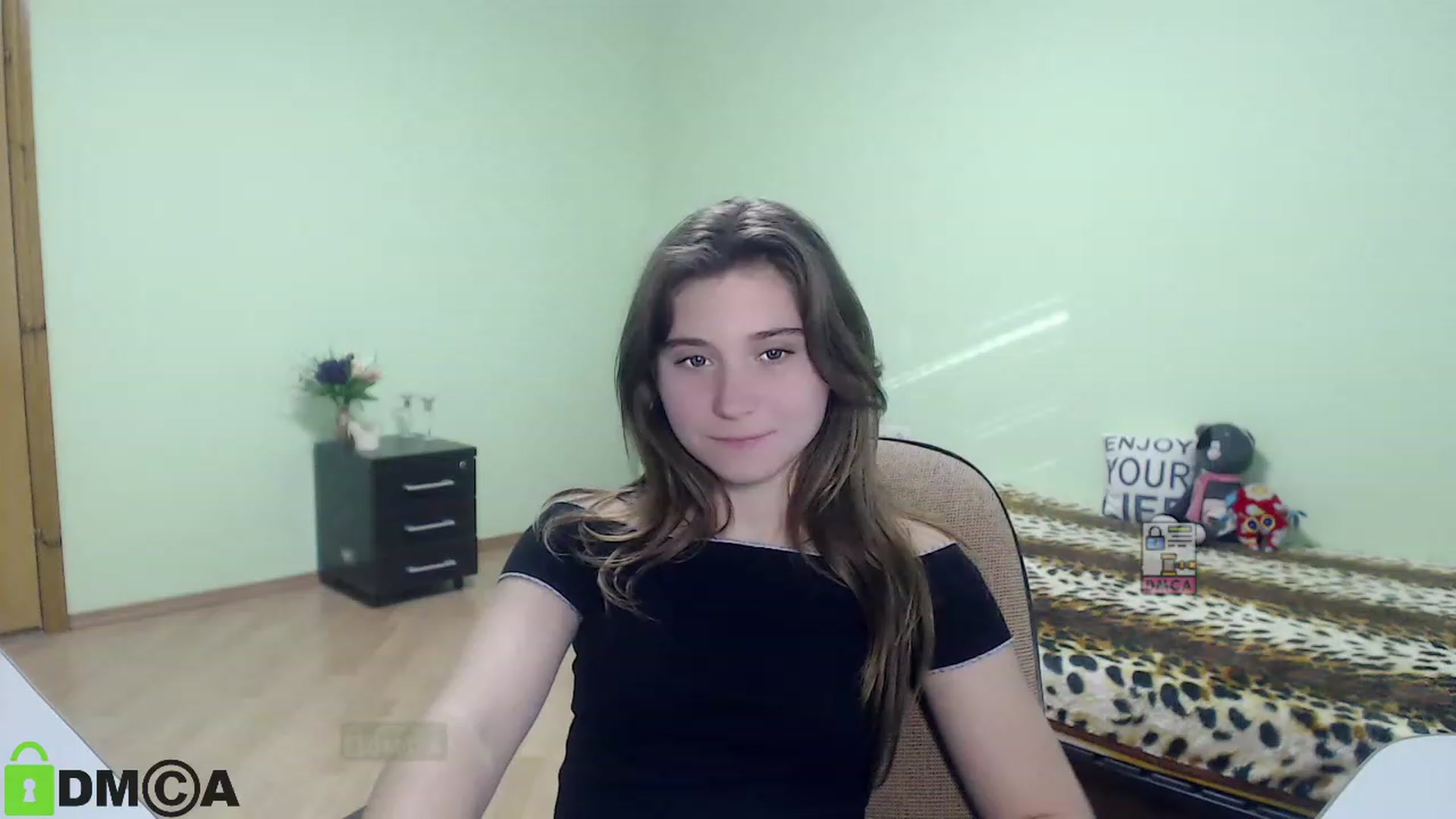 Gallery image thumbnail from MonicaaCute's myfreecams stream on, 09/24/2023, 14:31 image 3 of 20