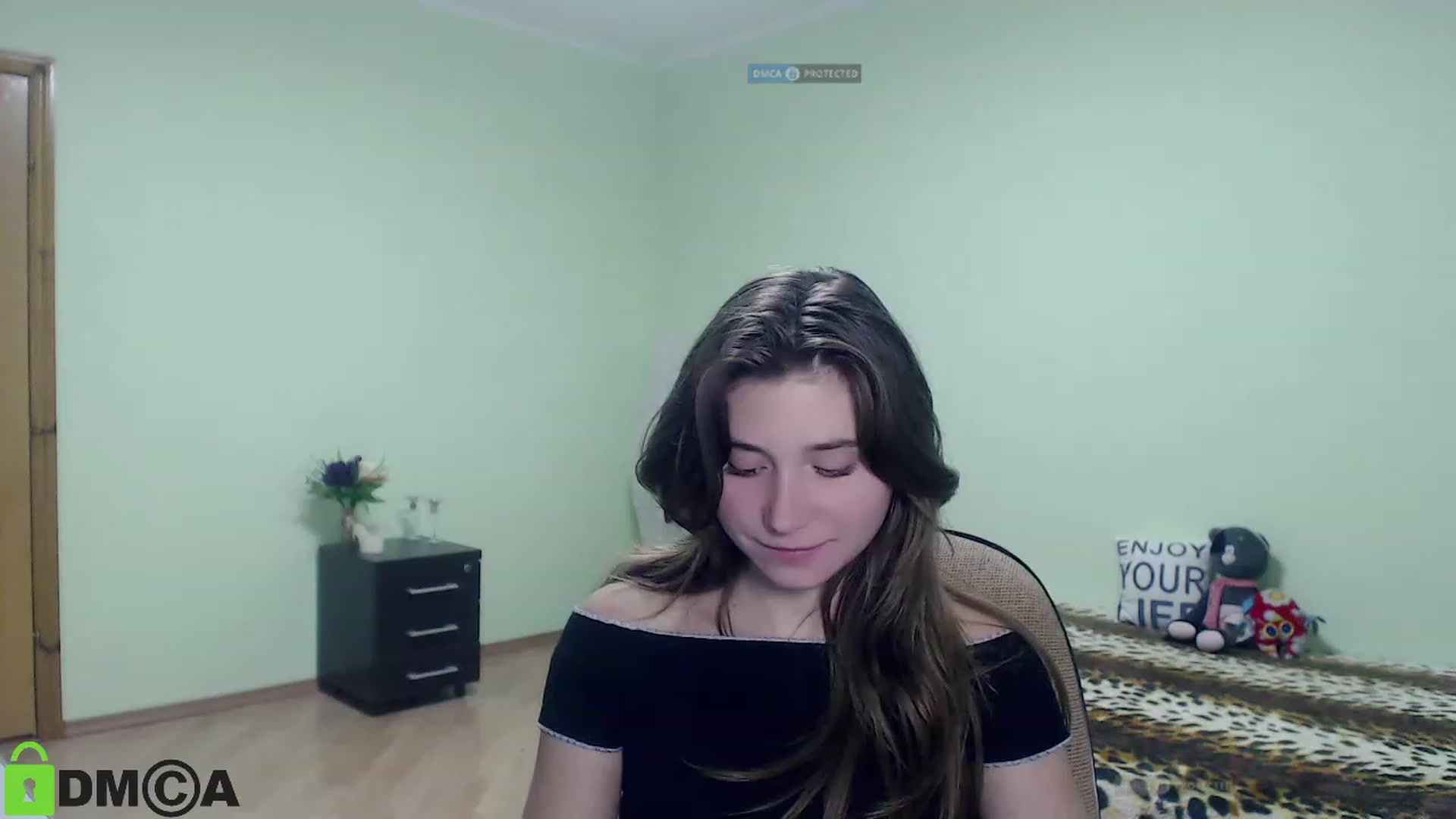 Gallery image thumbnail from MonicaaCute's myfreecams stream on, 09/24/2023, 15:03 image 4 of 20