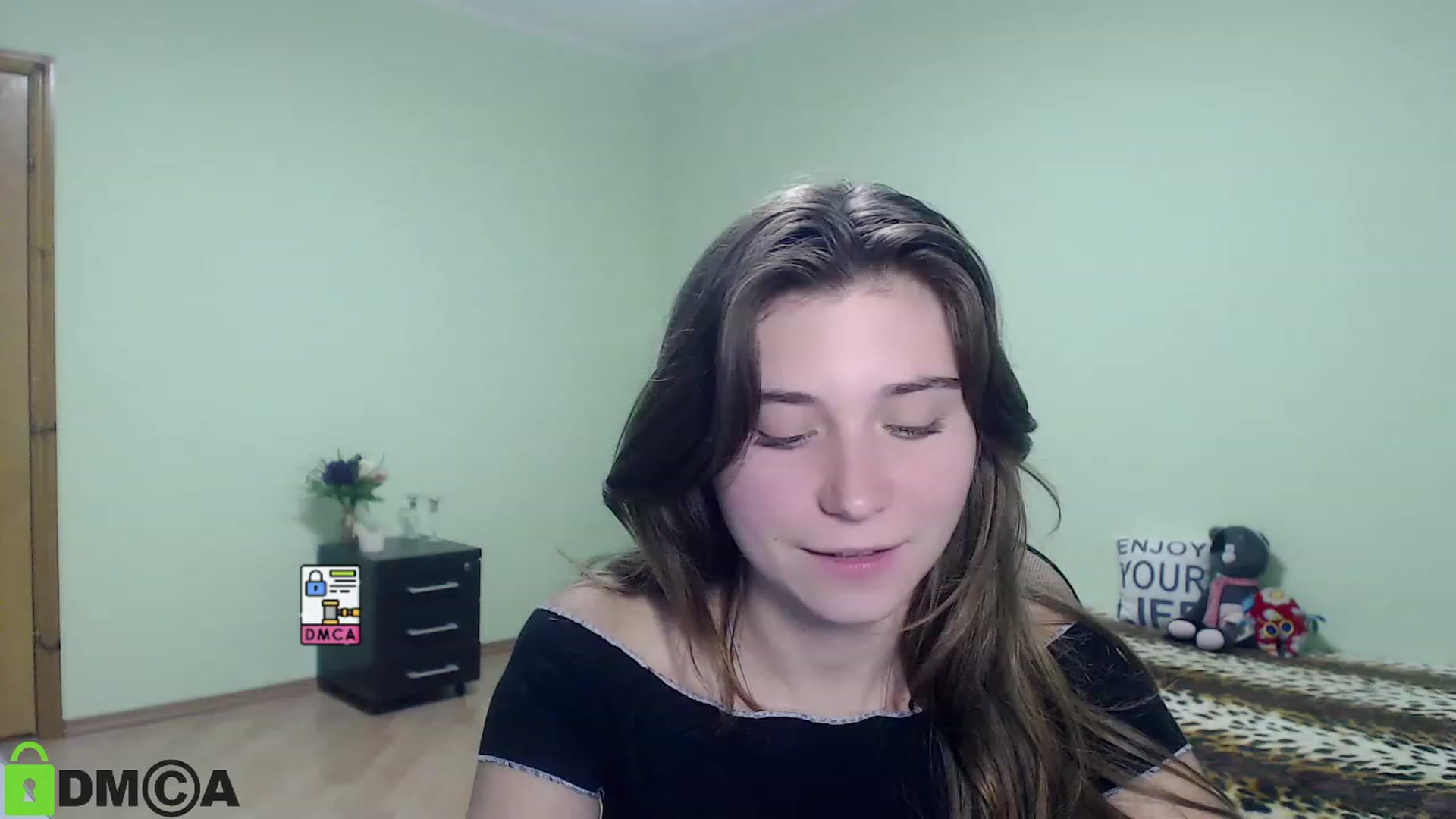 Gallery image thumbnail from MonicaaCute's myfreecams stream on, 09/24/2023, 15:03 image 2 of 20