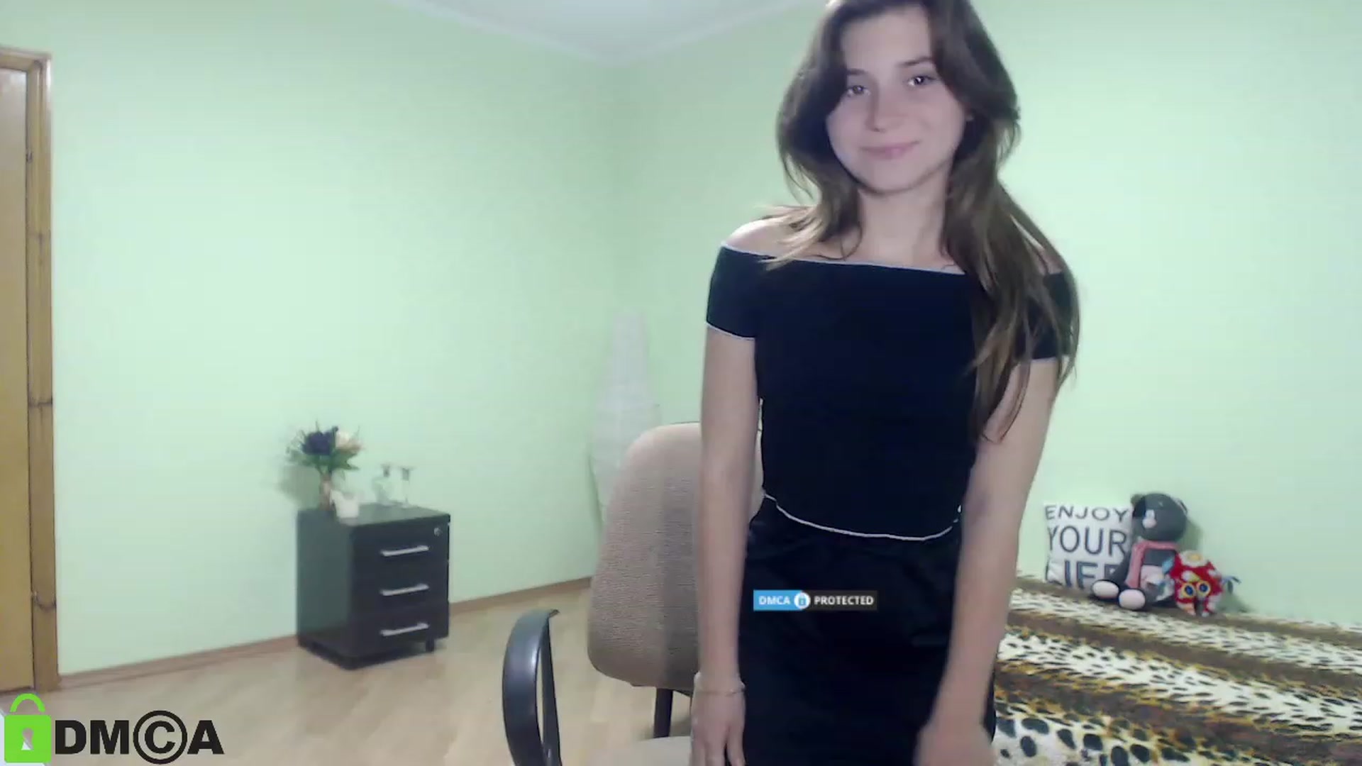Gallery image thumbnail from MonicaaCute's myfreecams stream on, 09/24/2023, 15:03 image 13 of 20