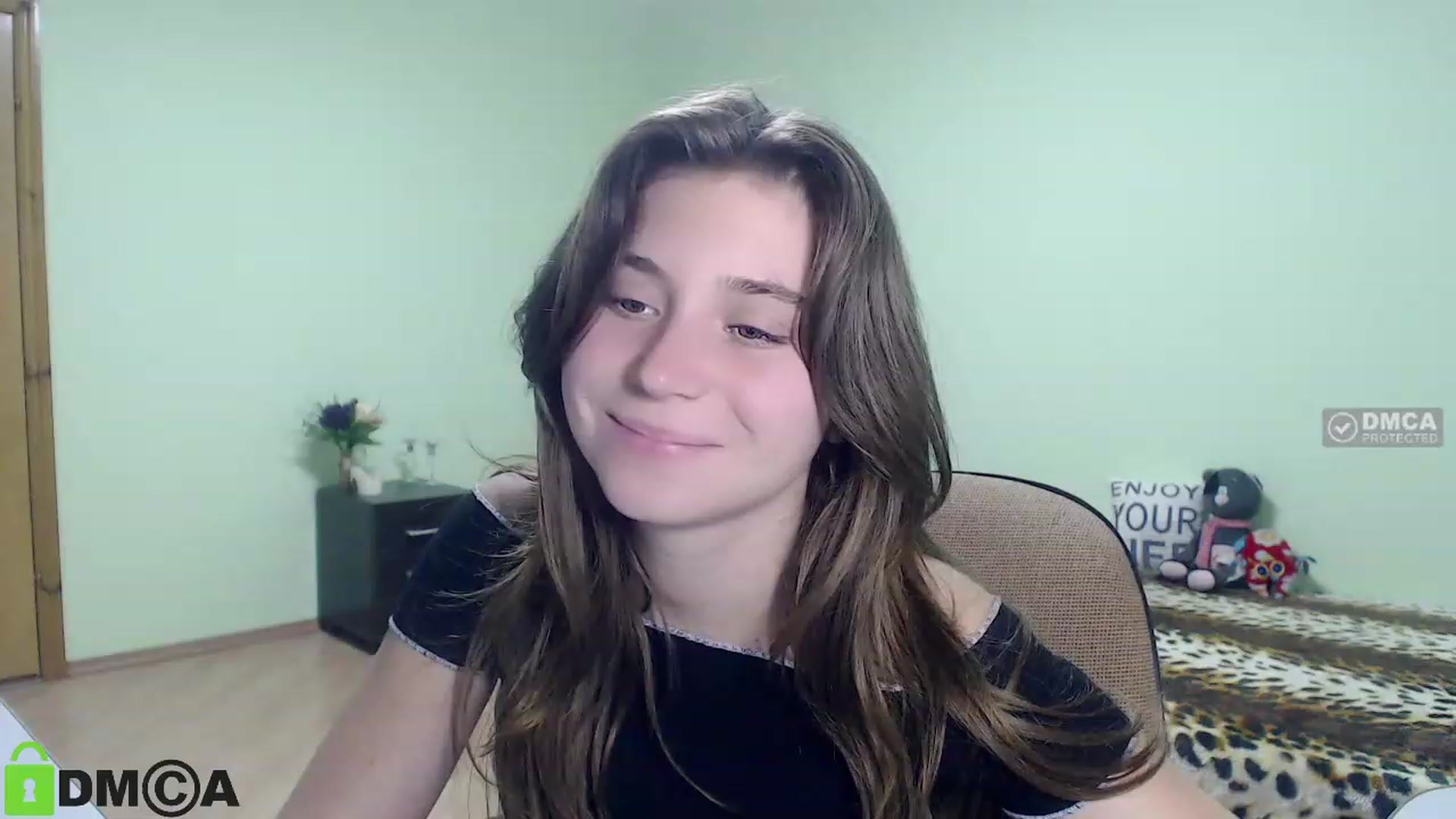 Gallery image thumbnail from MonicaaCute's myfreecams stream on, 09/24/2023, 16:43 image 3 of 20