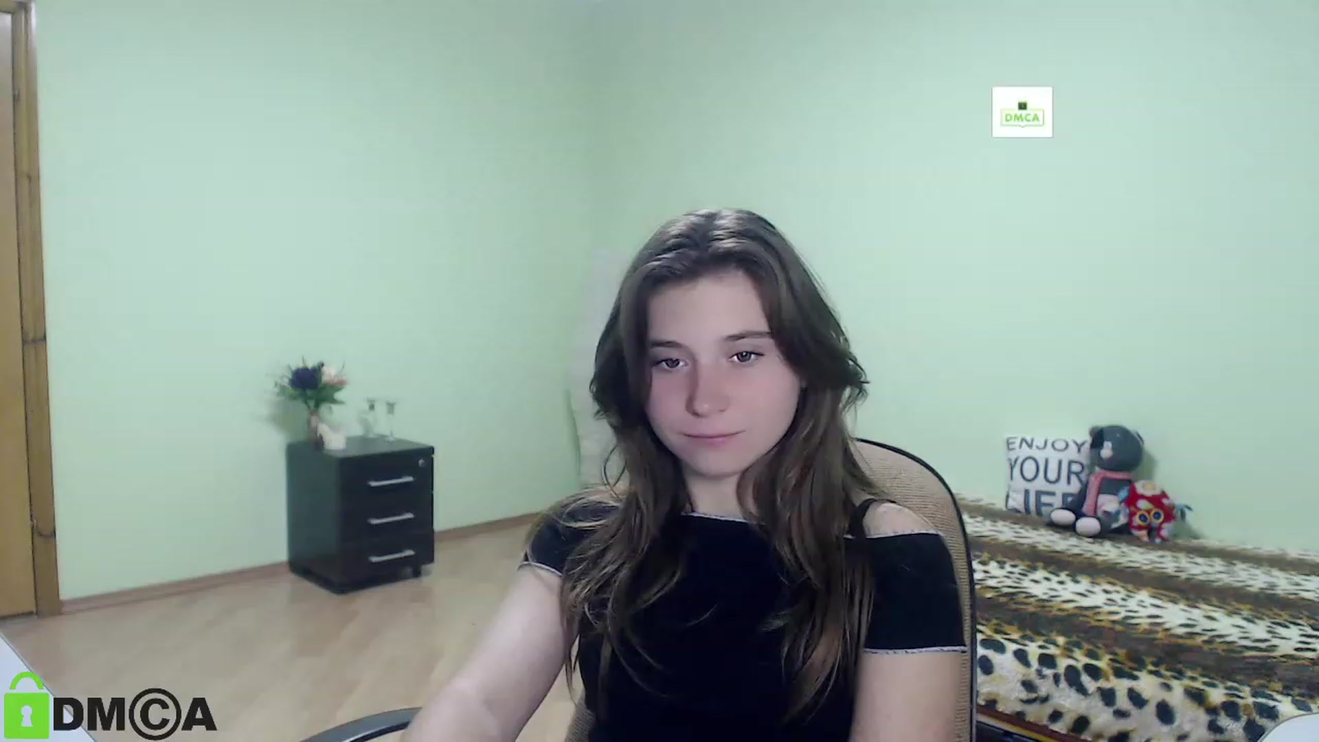 Gallery image thumbnail from MonicaaCute's myfreecams stream on, 09/24/2023, 16:43 image 20 of 20