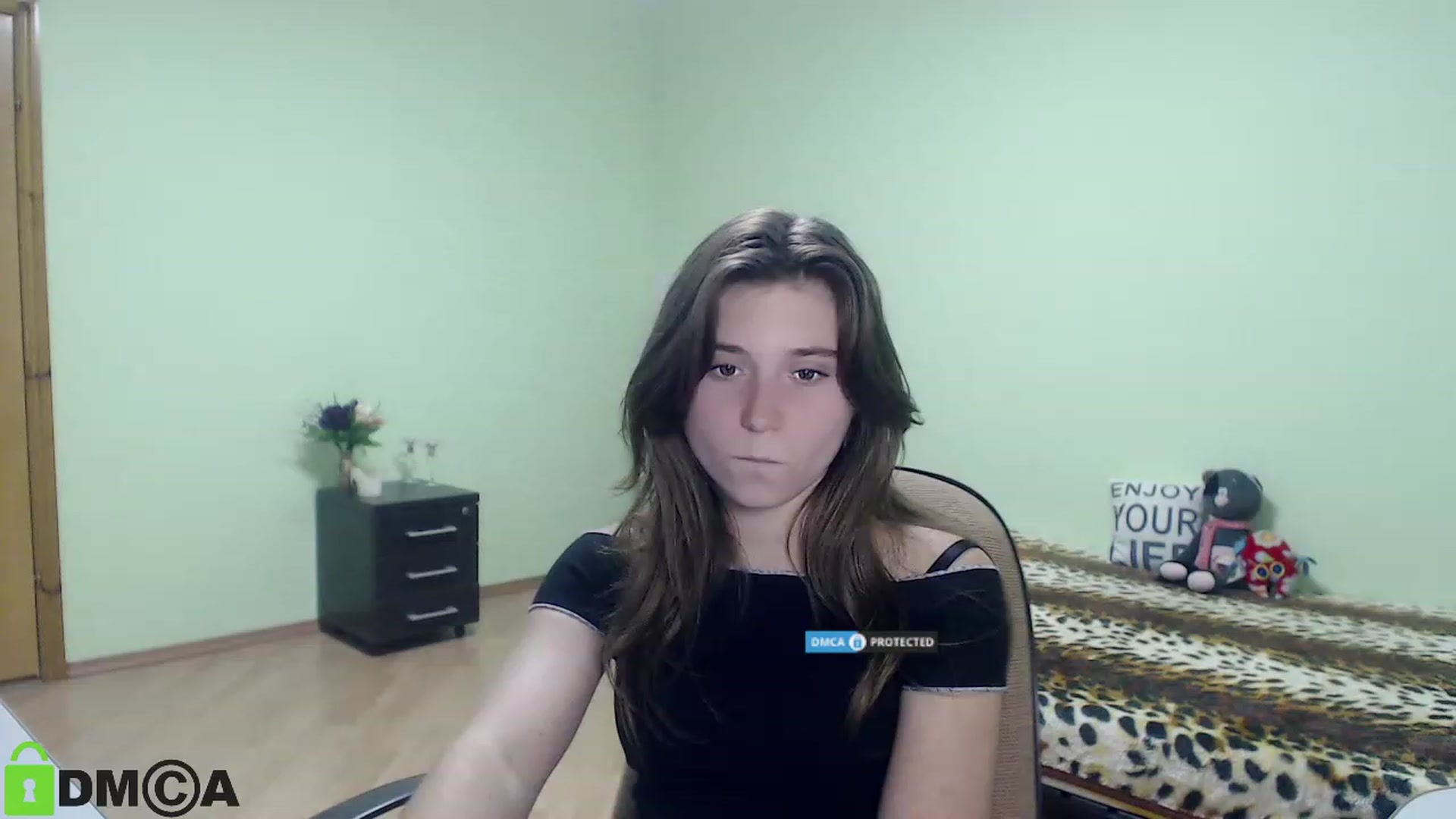 Gallery image thumbnail from MonicaaCute's myfreecams stream on, 09/24/2023, 16:43 image 15 of 20