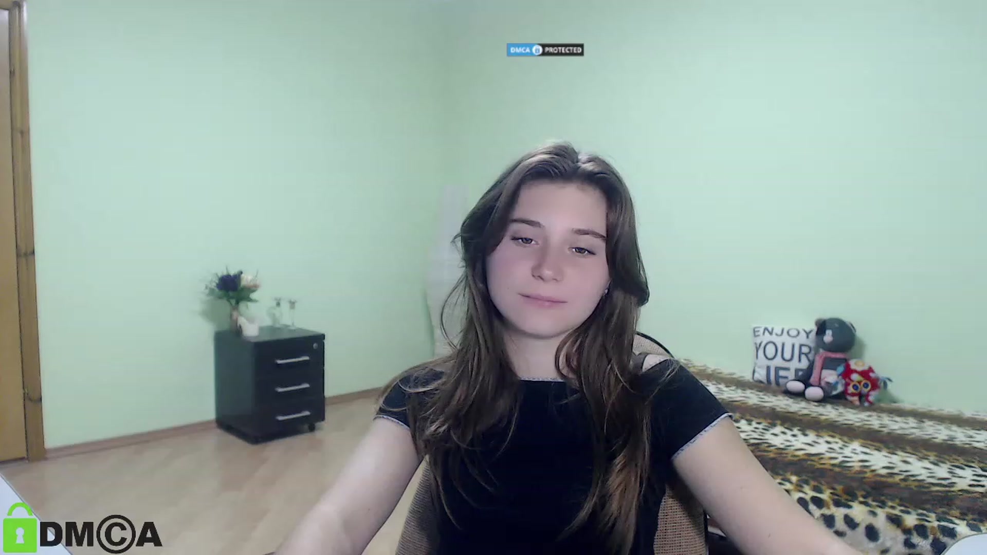 Gallery image thumbnail from MonicaaCute's myfreecams stream on, 09/24/2023, 16:43 image 18 of 20