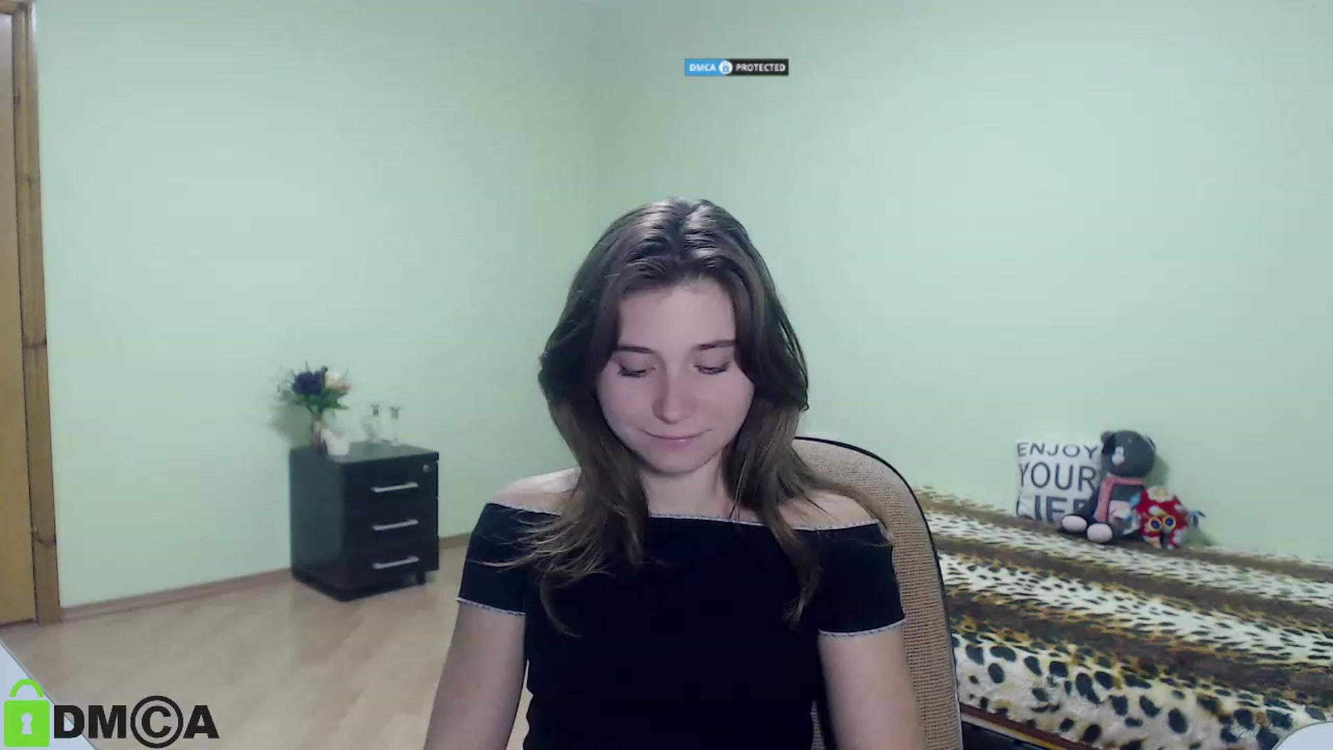 Gallery image thumbnail from MonicaaCute's myfreecams stream on, 09/24/2023, 17:59 image 12 of 20