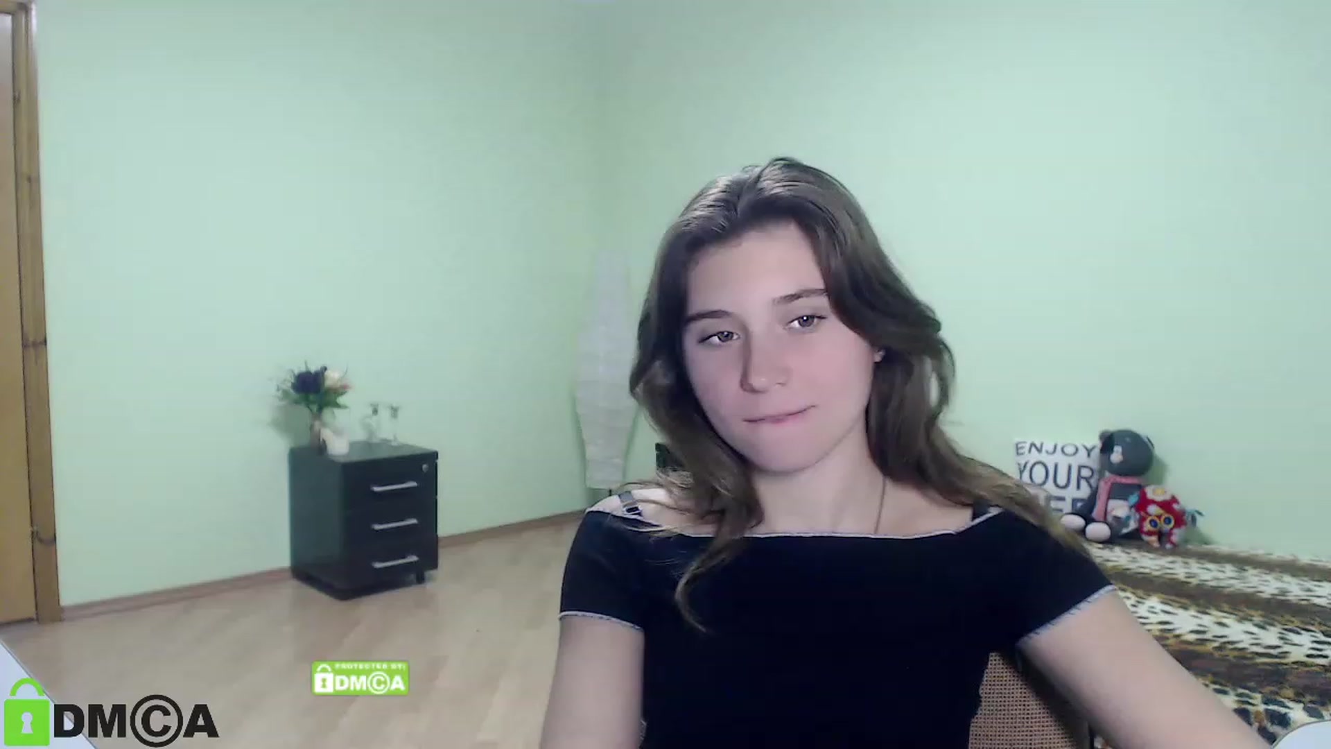 Gallery image thumbnail from MonicaaCute's myfreecams stream on, 09/24/2023, 17:59 image 17 of 20