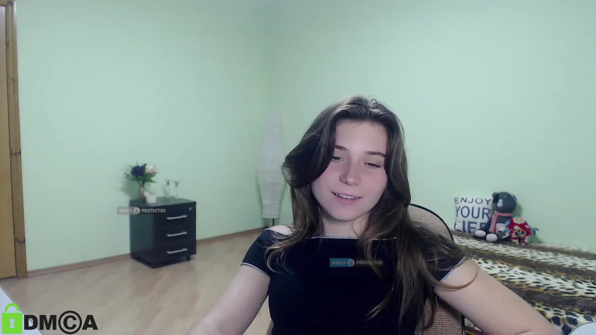 Gallery image thumbnail from MonicaaCute's myfreecams stream on, 09/24/2023, 17:59 image 6 of 20