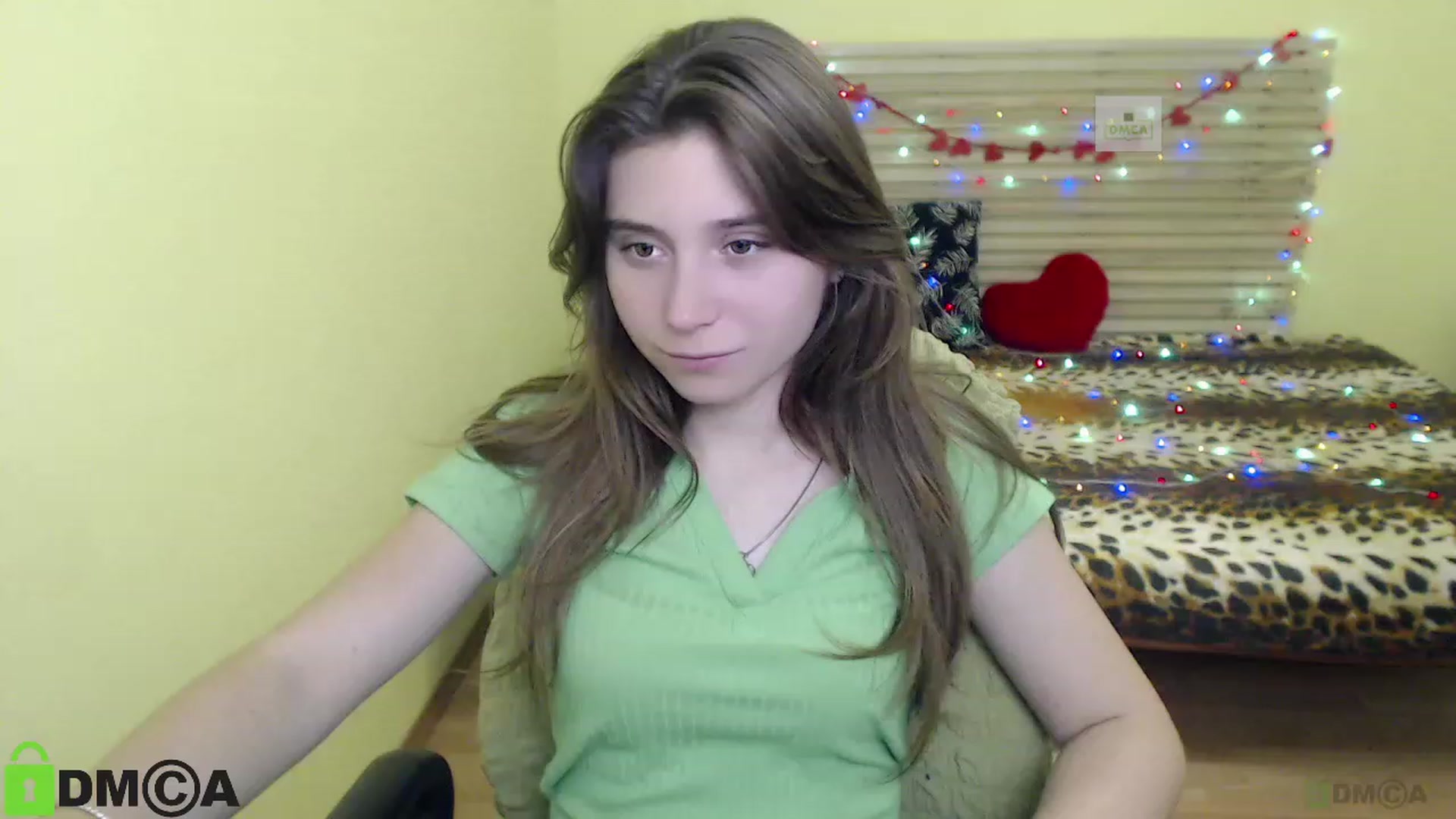 Gallery image thumbnail from MonicaaCute's myfreecams stream on, 09/25/2023, 13:33 image 11 of 20