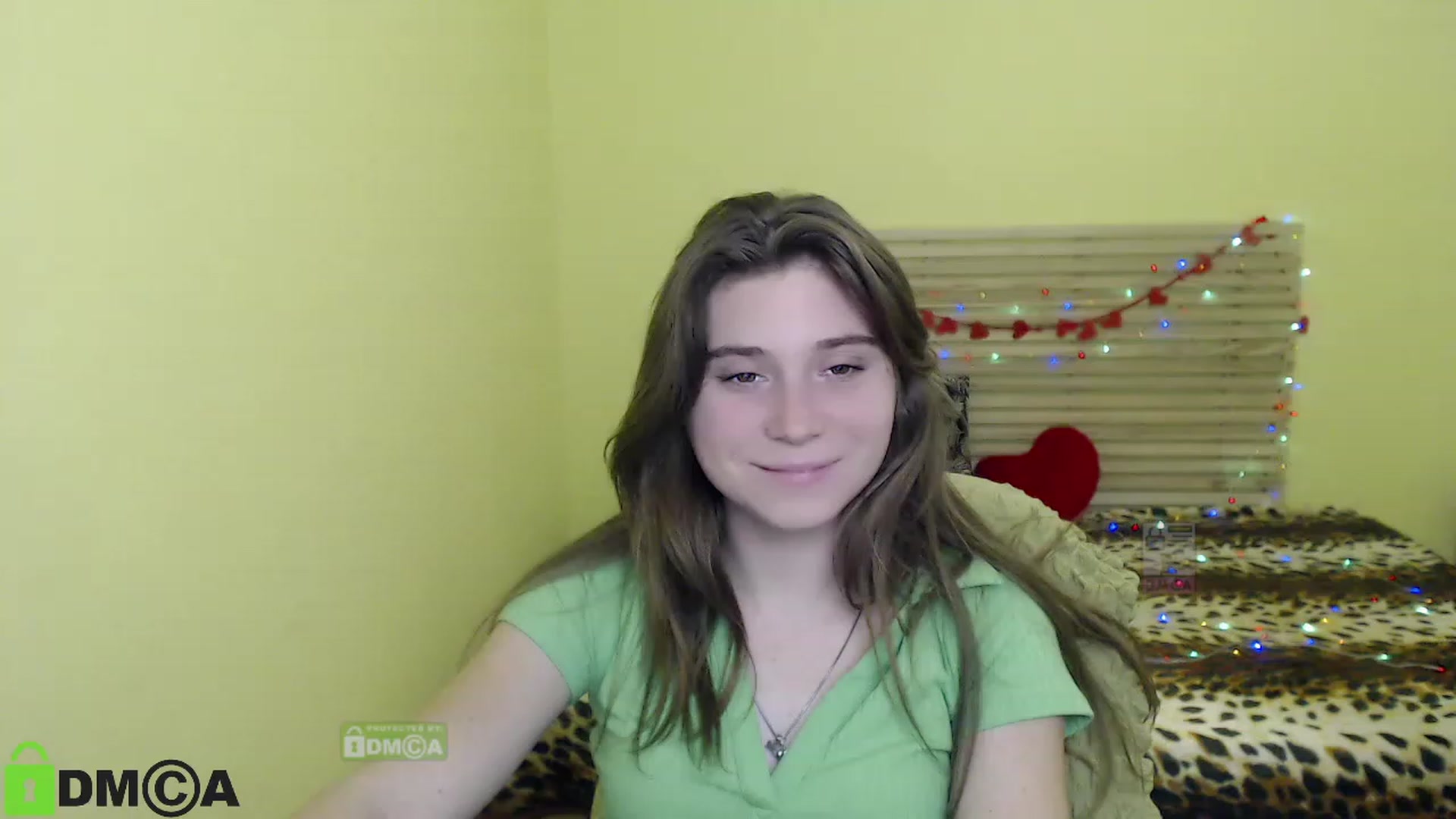 Gallery image thumbnail from MonicaaCute's myfreecams stream on, 09/25/2023, 13:33 image 3 of 20