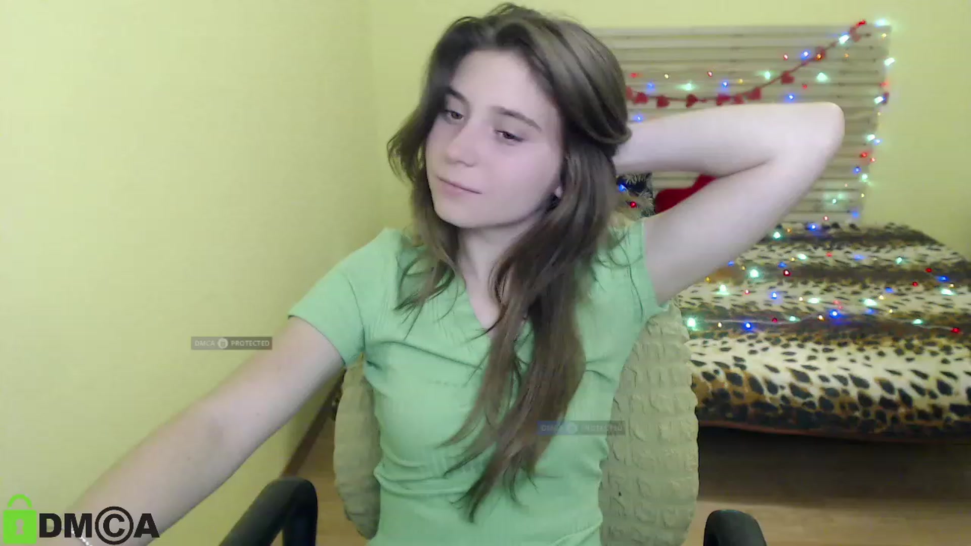 Gallery image thumbnail from MonicaaCute's myfreecams stream on, 09/25/2023, 13:33 image 7 of 20