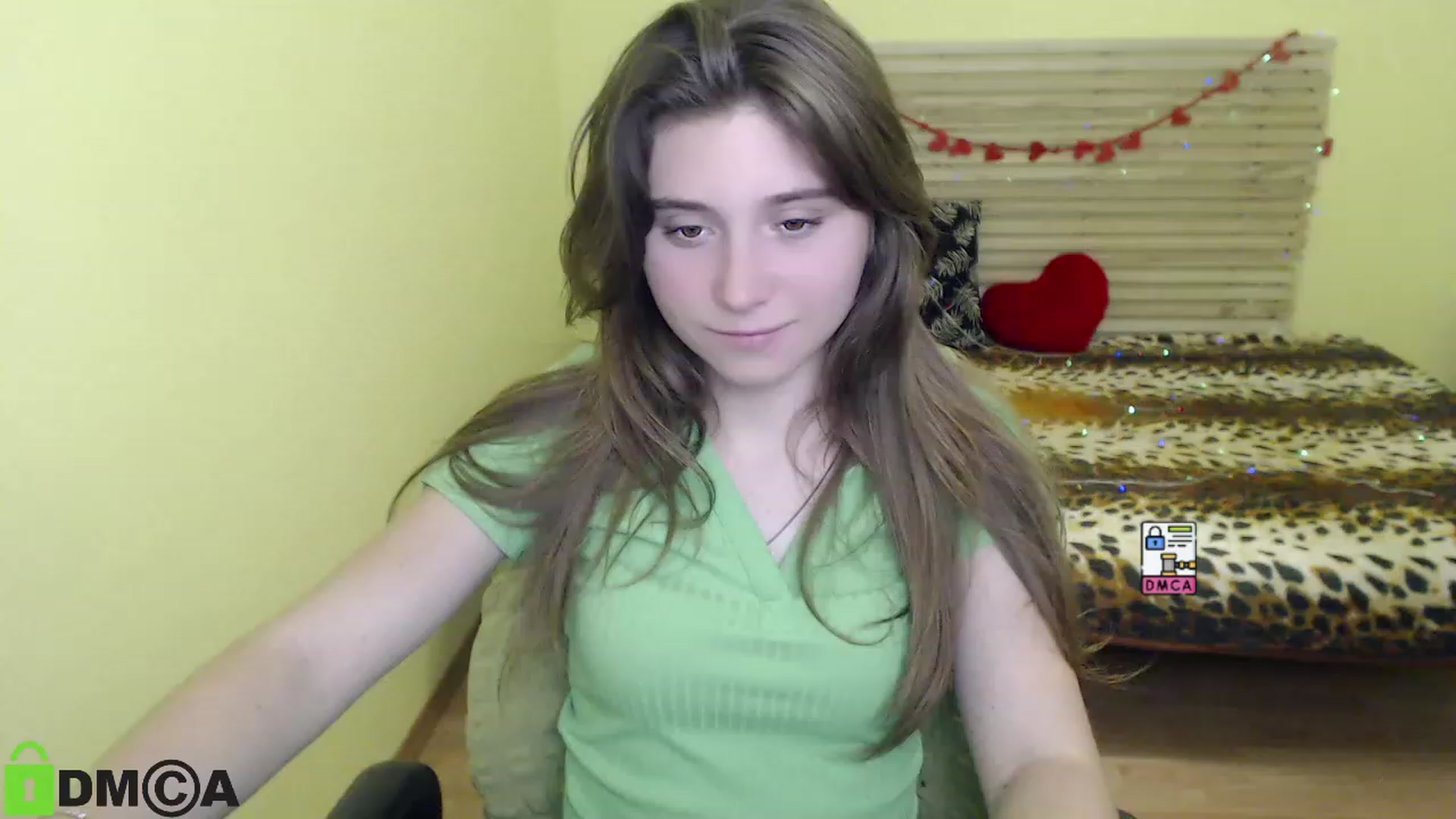 Gallery image thumbnail from MonicaaCute's myfreecams stream on, 09/25/2023, 13:33 image 17 of 20