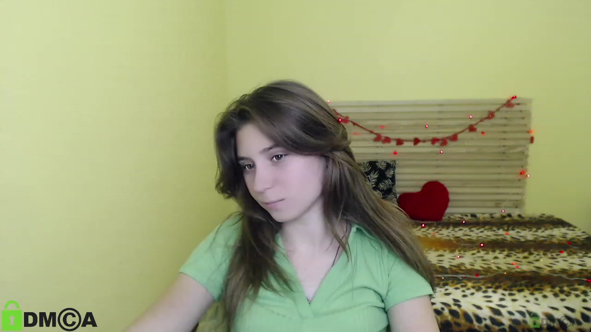 Gallery image thumbnail from MonicaaCute's myfreecams stream on, 09/25/2023, 14:32 image 8 of 20