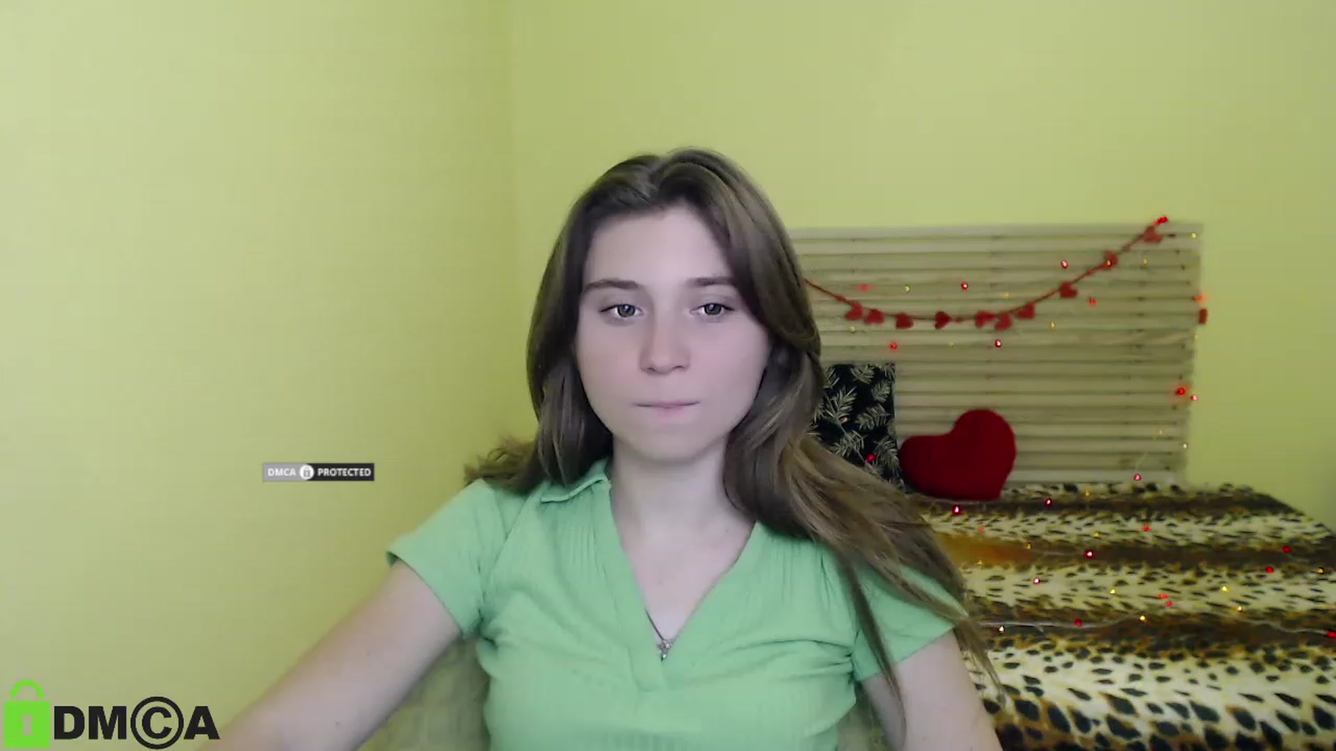 Gallery image thumbnail from MonicaaCute's myfreecams stream on, 09/25/2023, 14:32 image 17 of 20