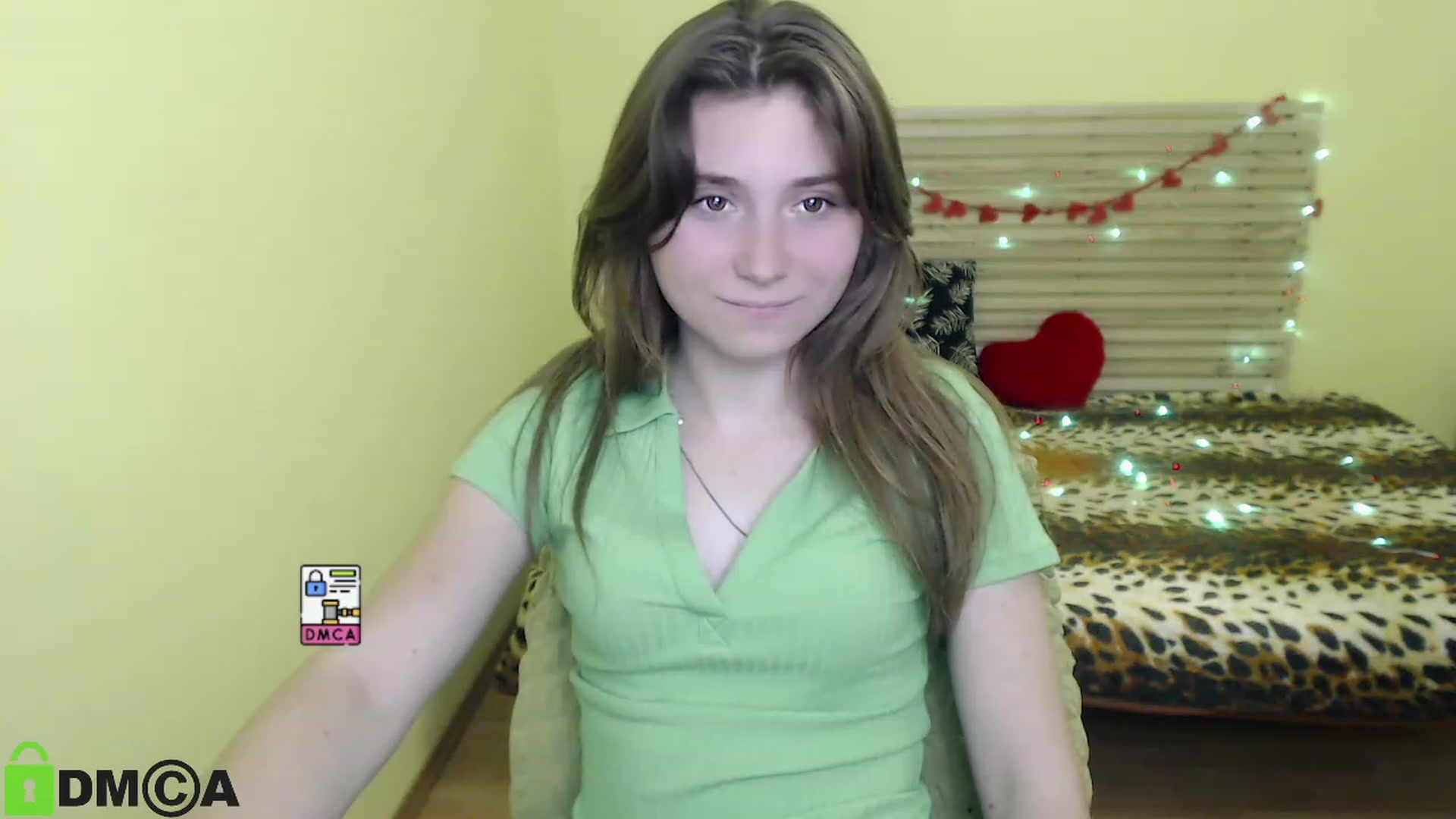 Gallery image thumbnail from MonicaaCute's myfreecams stream on, 09/25/2023, 17:00 image 9 of 20