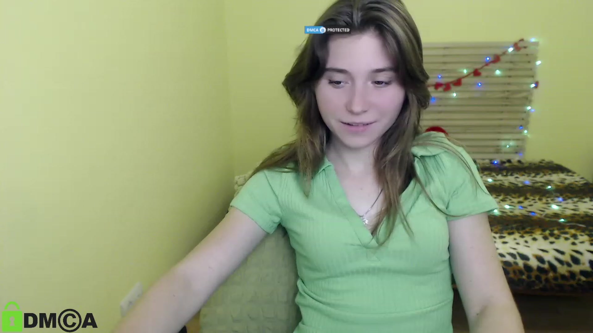 Gallery image thumbnail from MonicaaCute's myfreecams stream on, 09/25/2023, 17:00 image 15 of 20