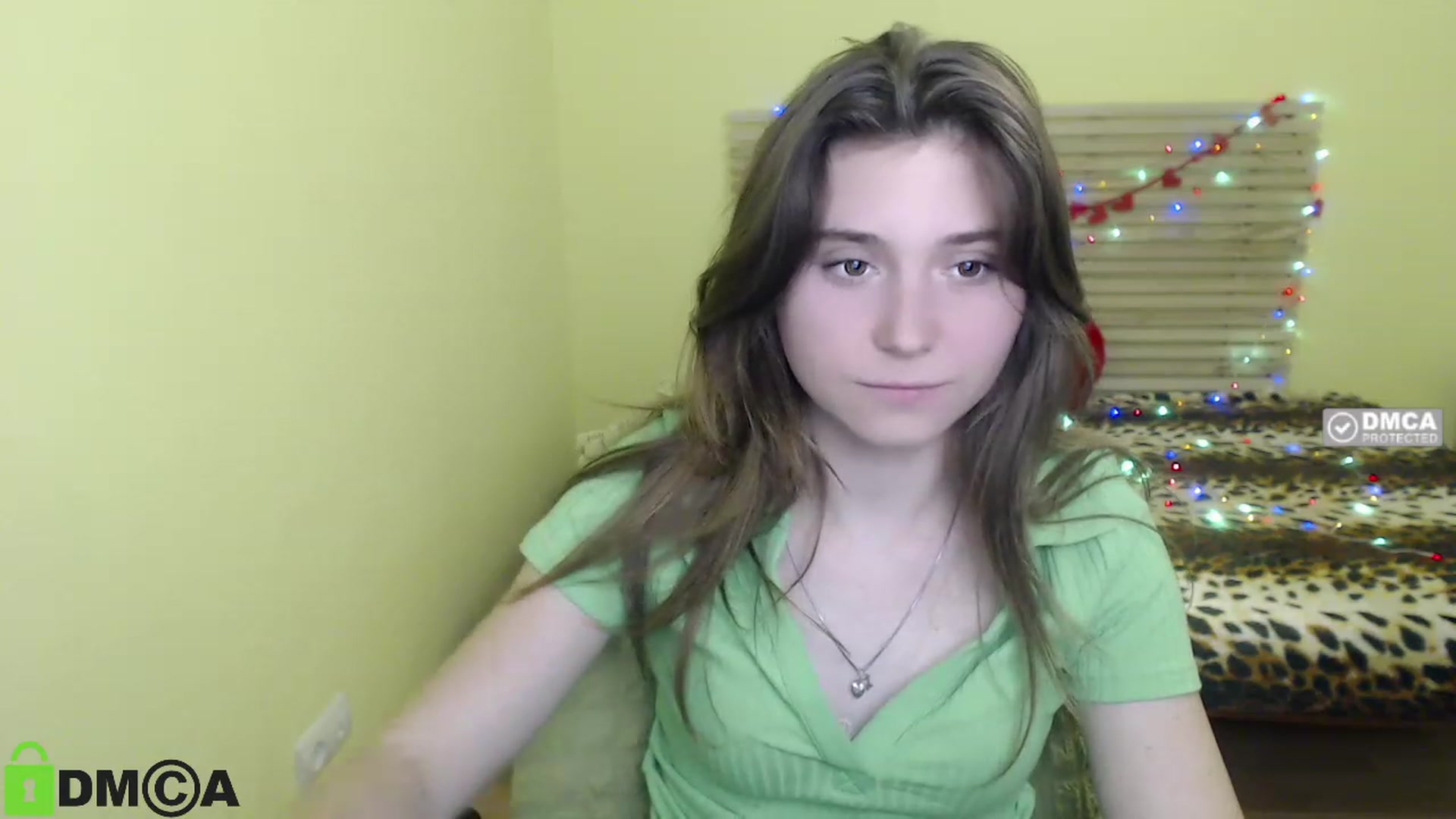 Gallery image thumbnail from MonicaaCute's myfreecams stream on, 09/25/2023, 17:00 image 19 of 20
