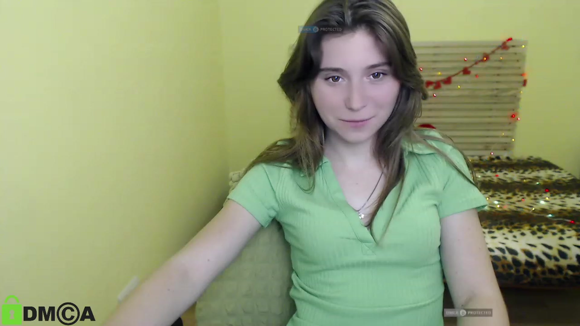 Gallery image thumbnail from MonicaaCute's myfreecams stream on, 09/25/2023, 17:00 image 14 of 20