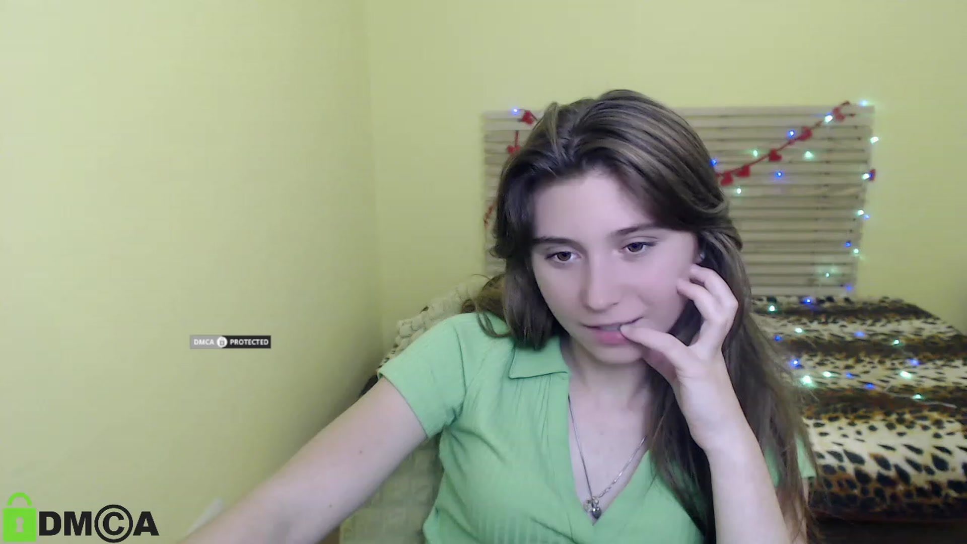 Gallery image thumbnail from MonicaaCute's myfreecams stream on, 09/25/2023, 17:51 image 4 of 20